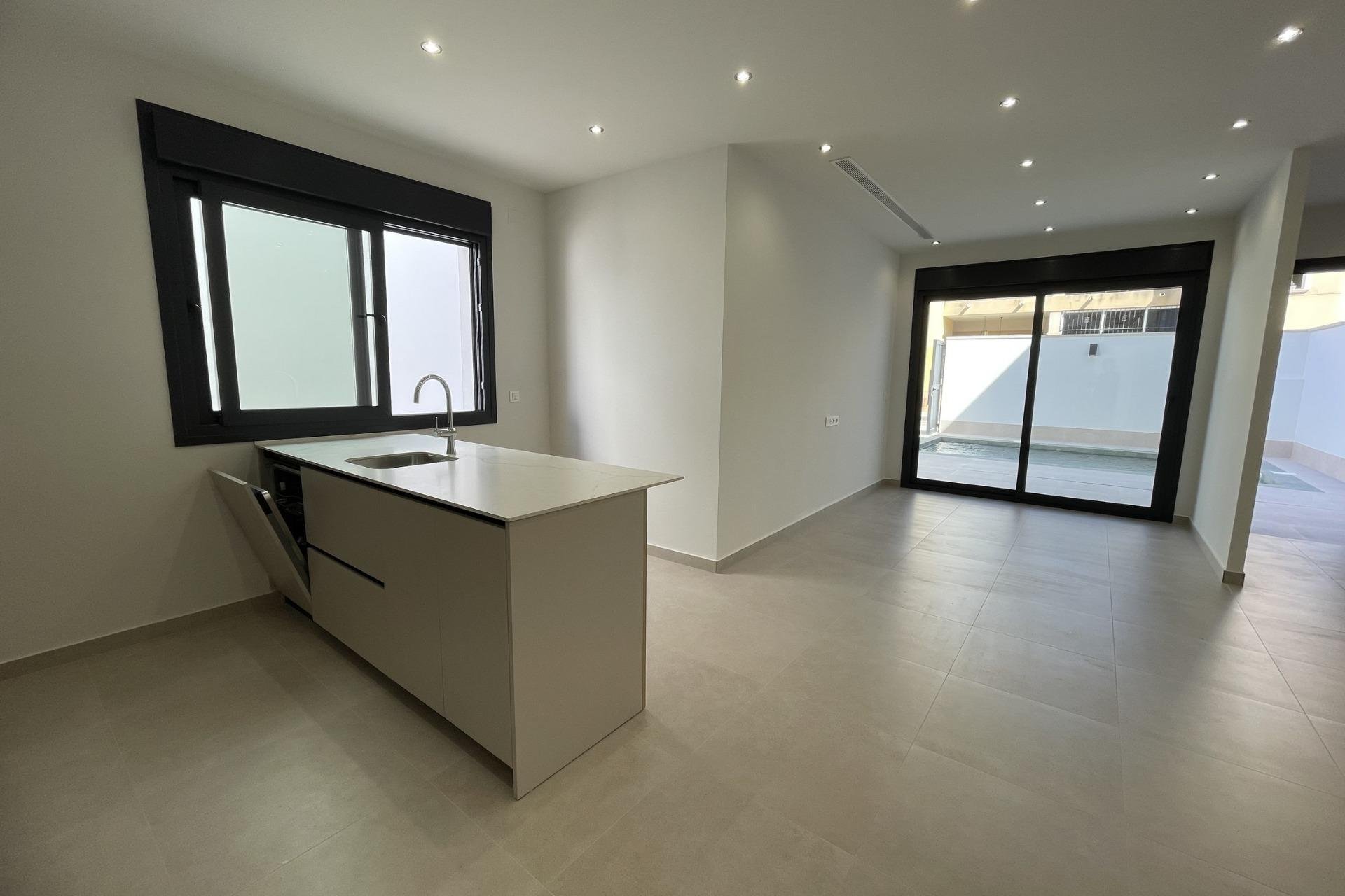 Nyproduktion - Villa -
Almoradi - Heredades