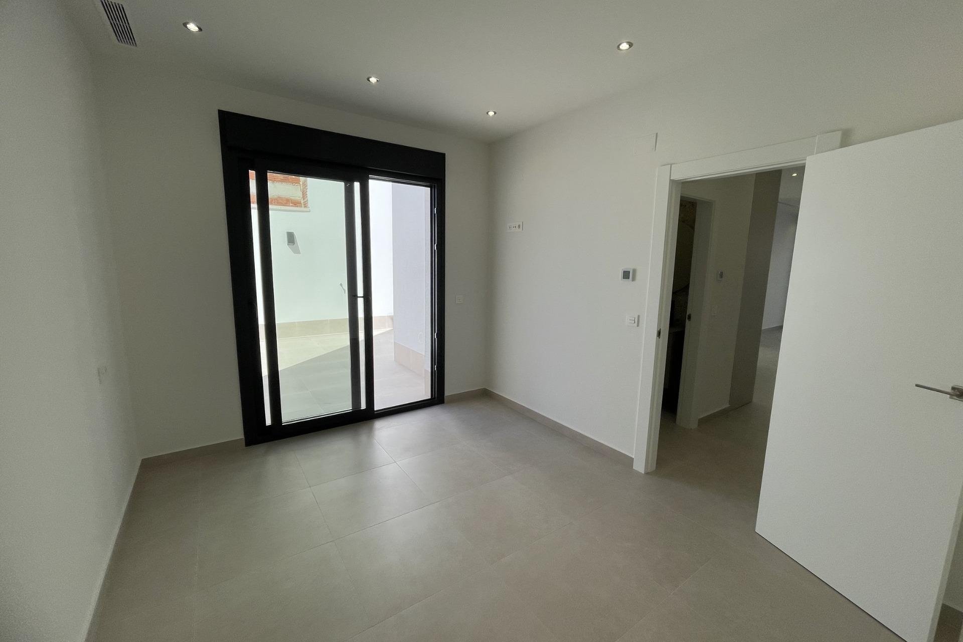 Nyproduktion - Villa -
Almoradi - Heredades