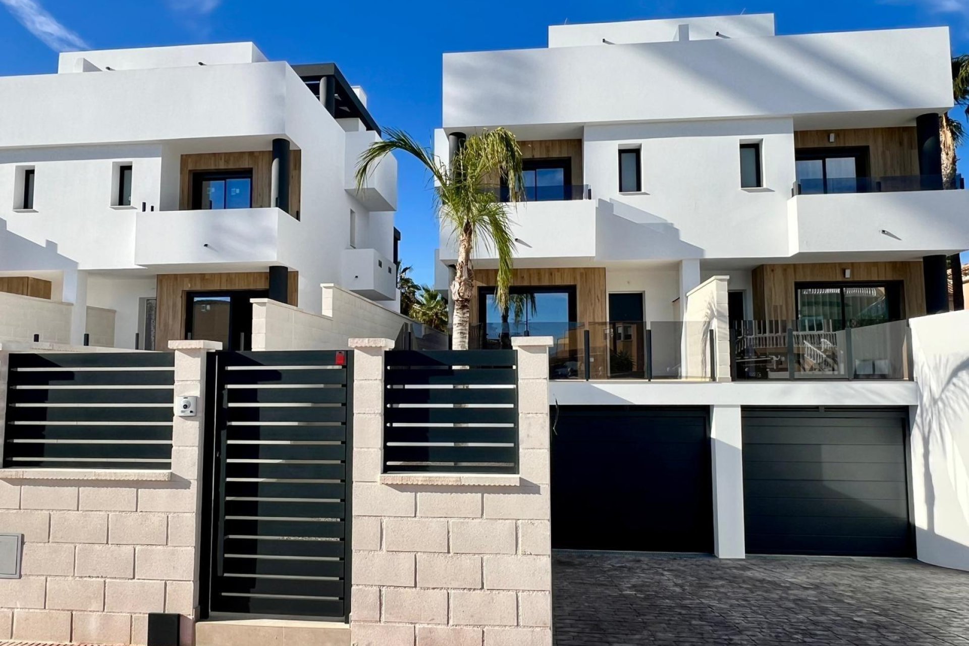 Nyproduktion - Villa -
Benferri - Benfis Park