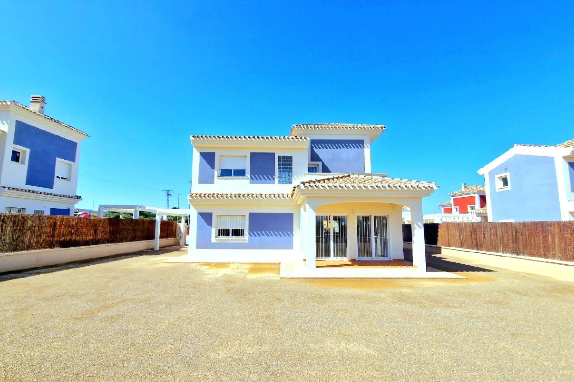 Nyproduktion - Villa -
Lorca - Purias