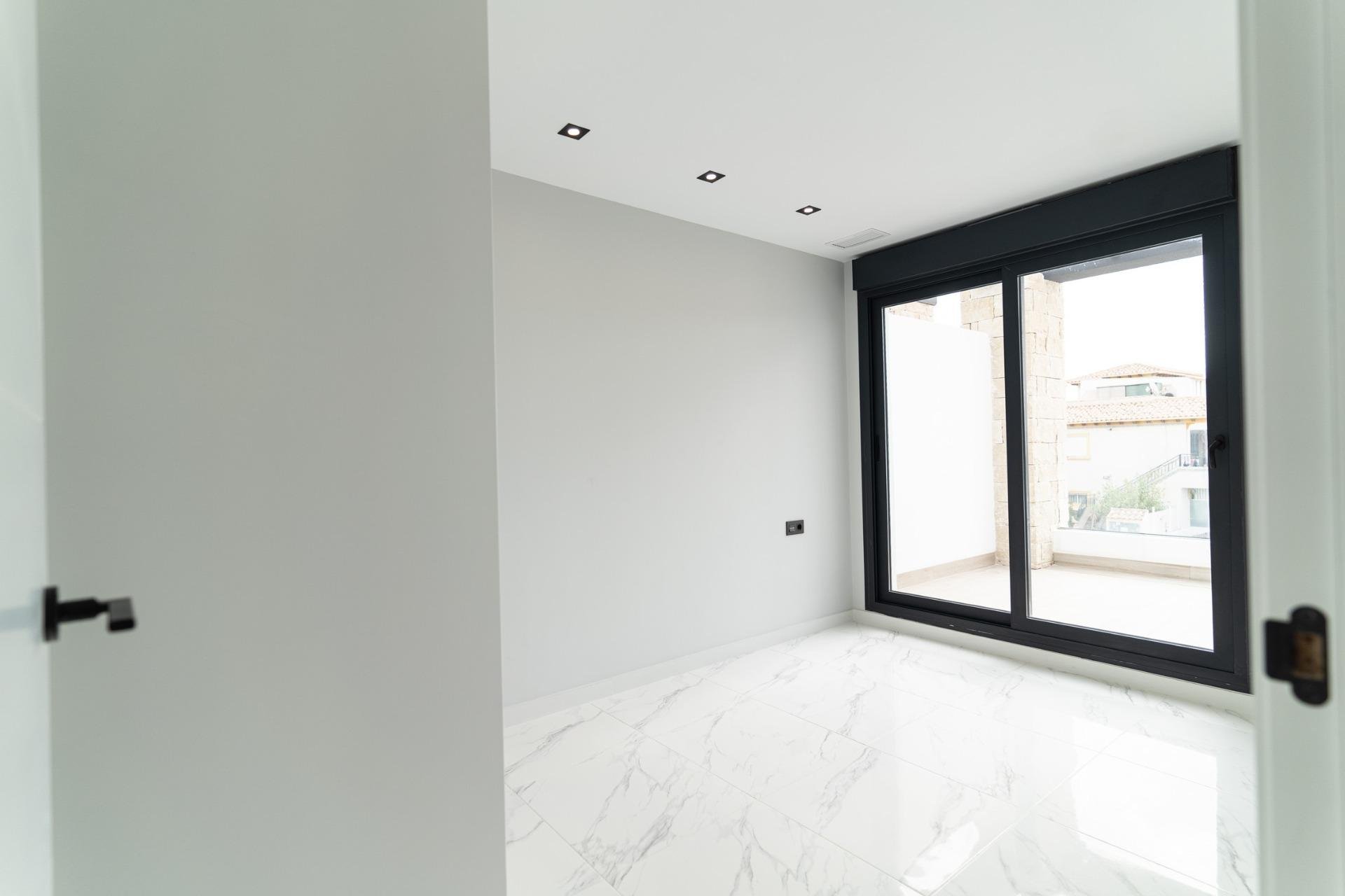 Nyproduktion - Villa -
Orihuela Costa - Punta Prima