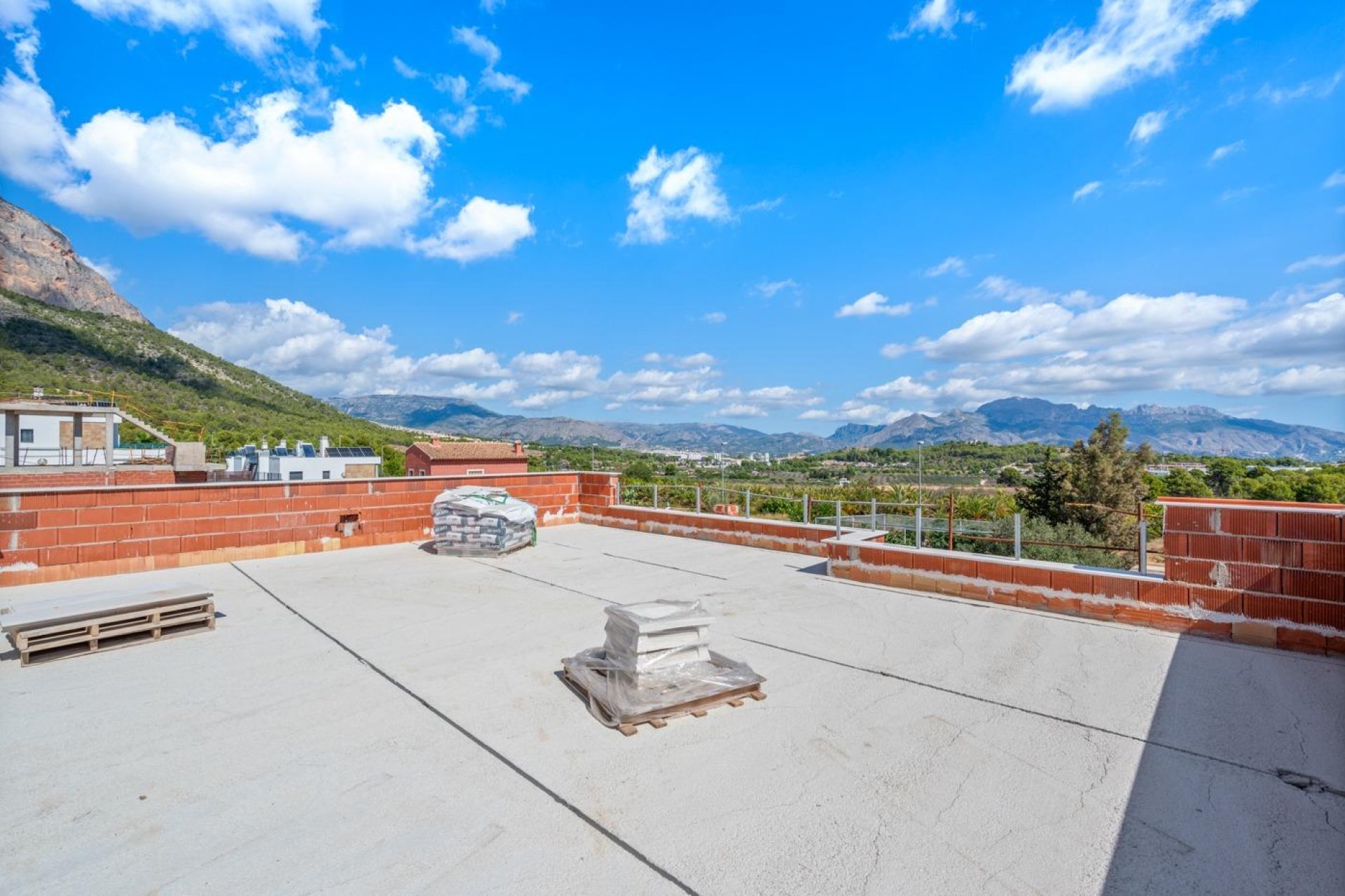 Nyproduktion - Villa -
Polop - Novapolop