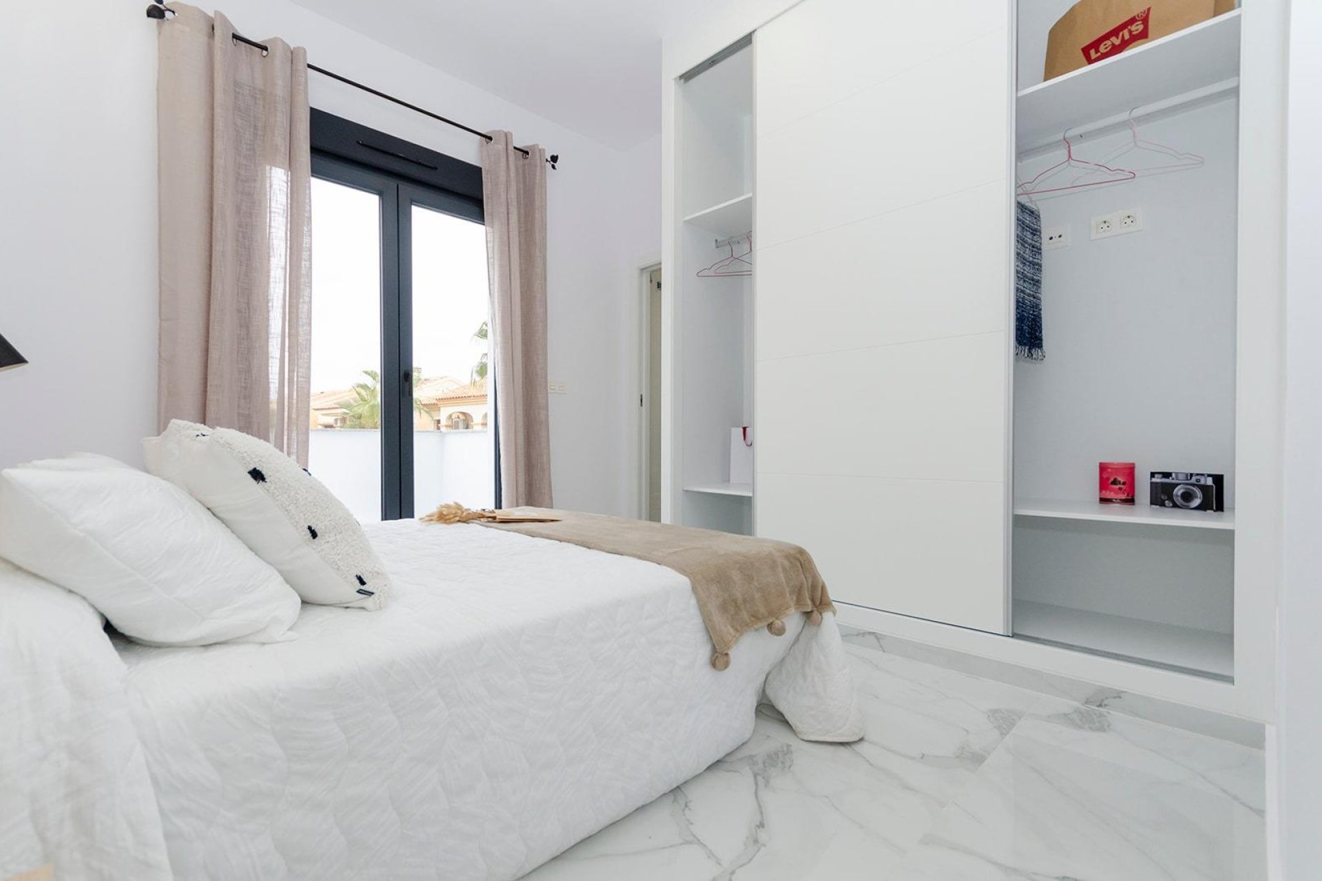 Nyproduktion - Villa -
Torrevieja - Torretas