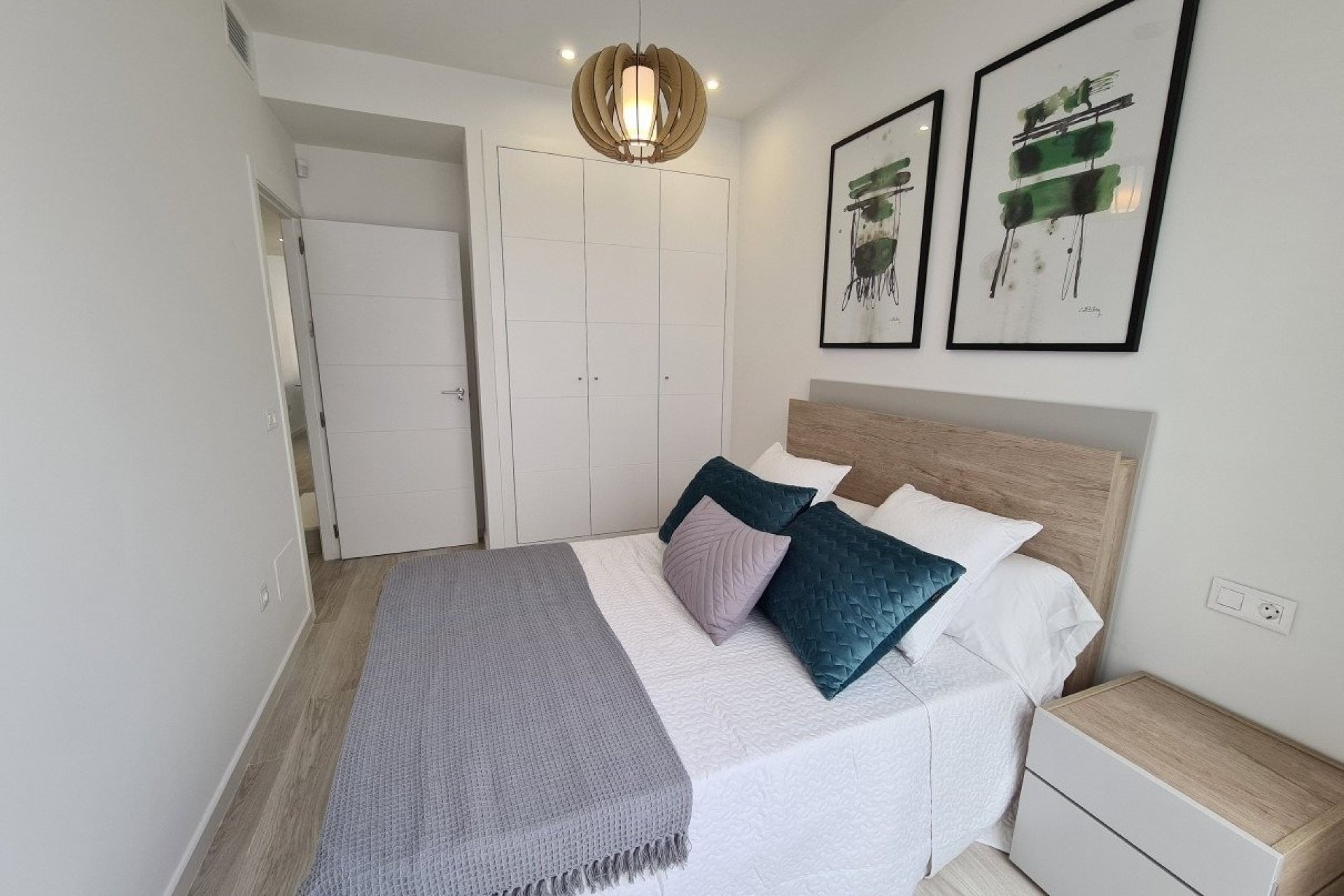 Obra nueva - Adosado -
Avileses