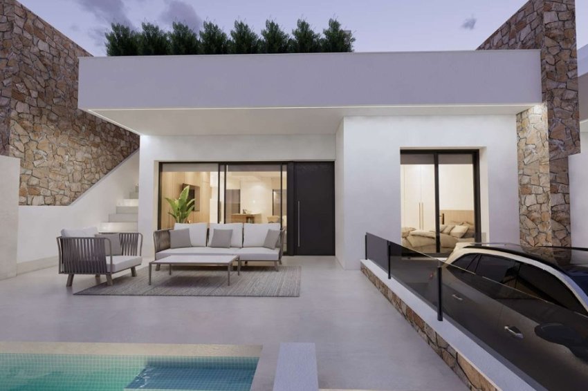 Obra nueva - Adosado -
Dolores