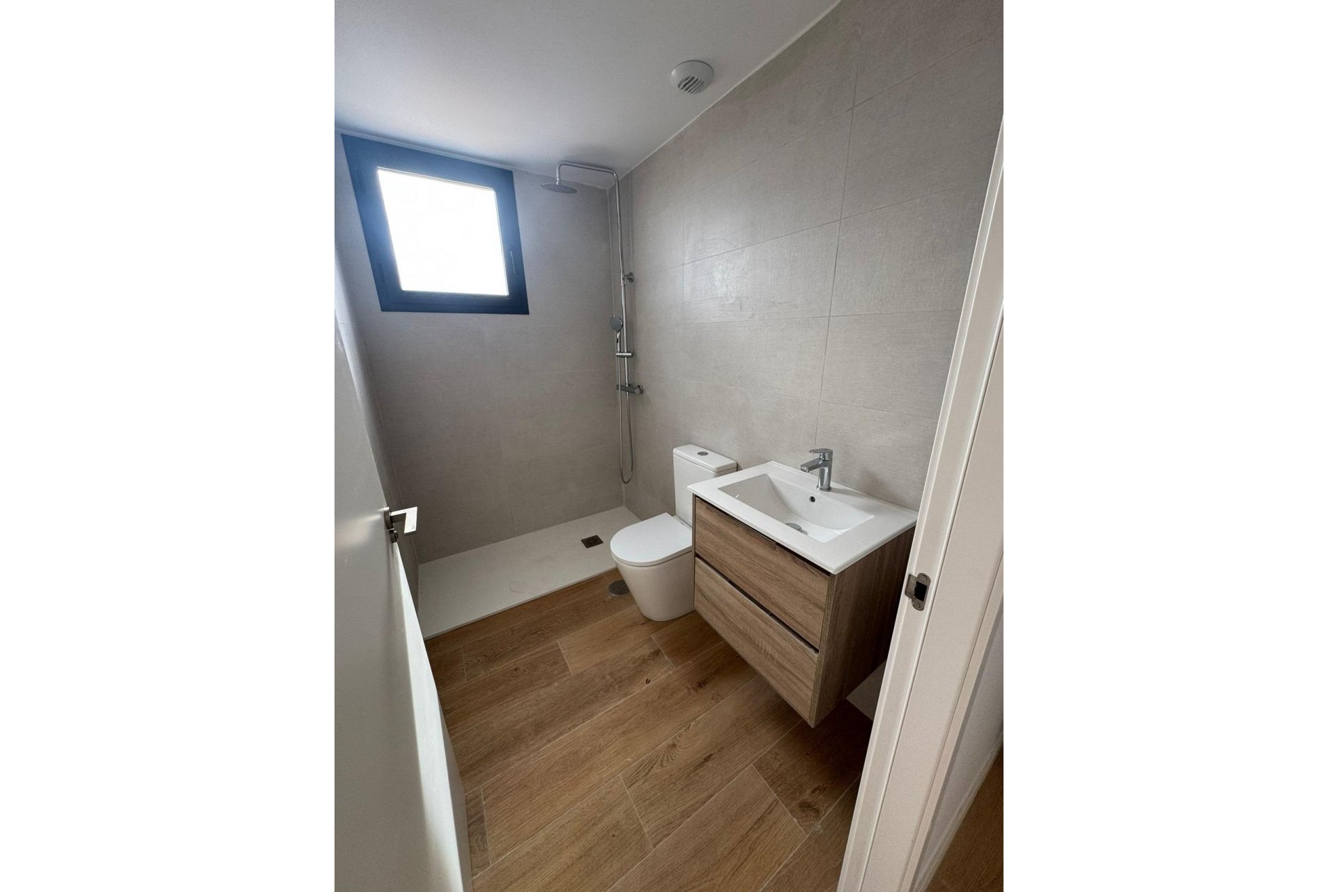 Obra nueva - Apartment -
Alicante - Benalua