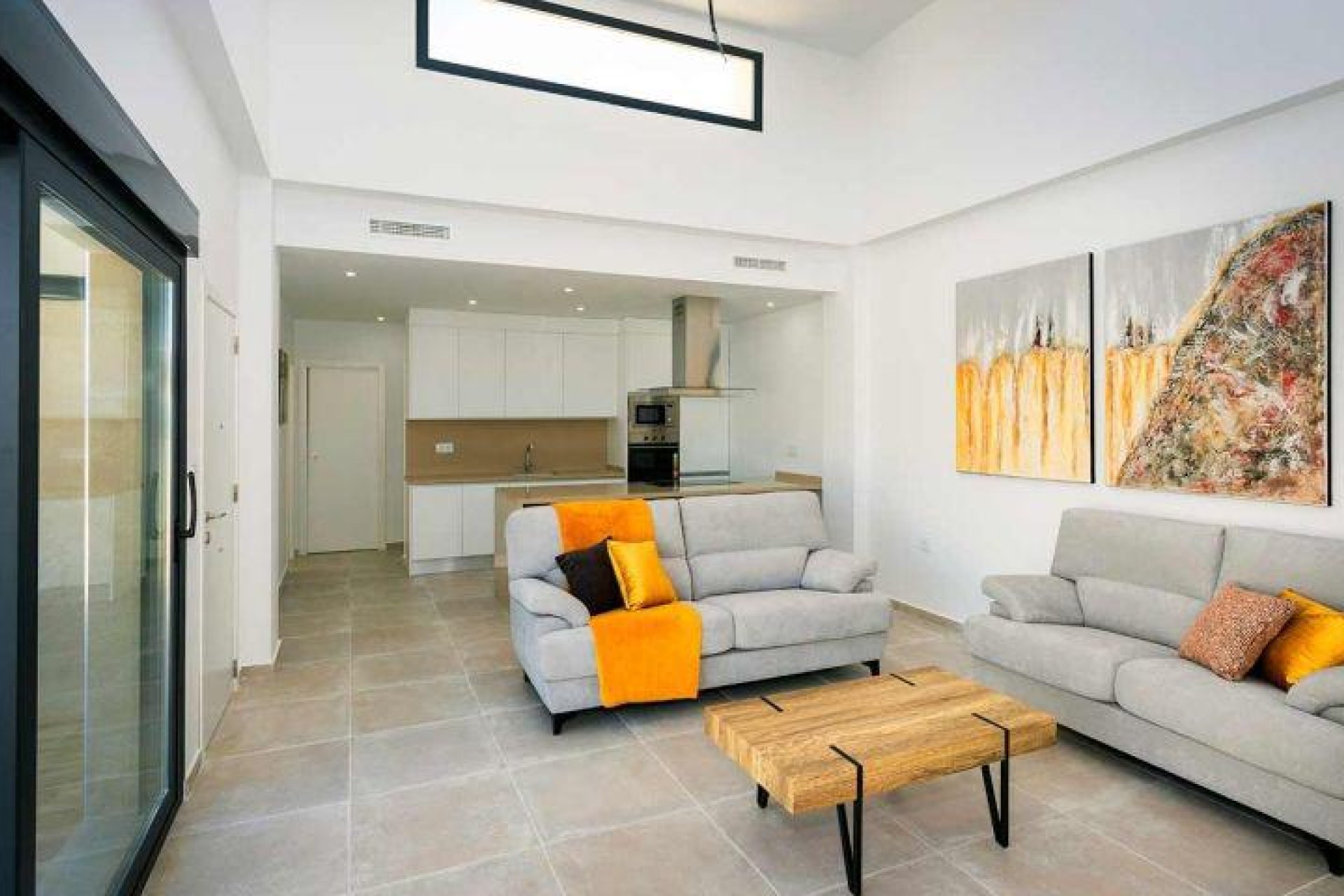 Obra nueva - Quad House -
Daya Nueva - Center