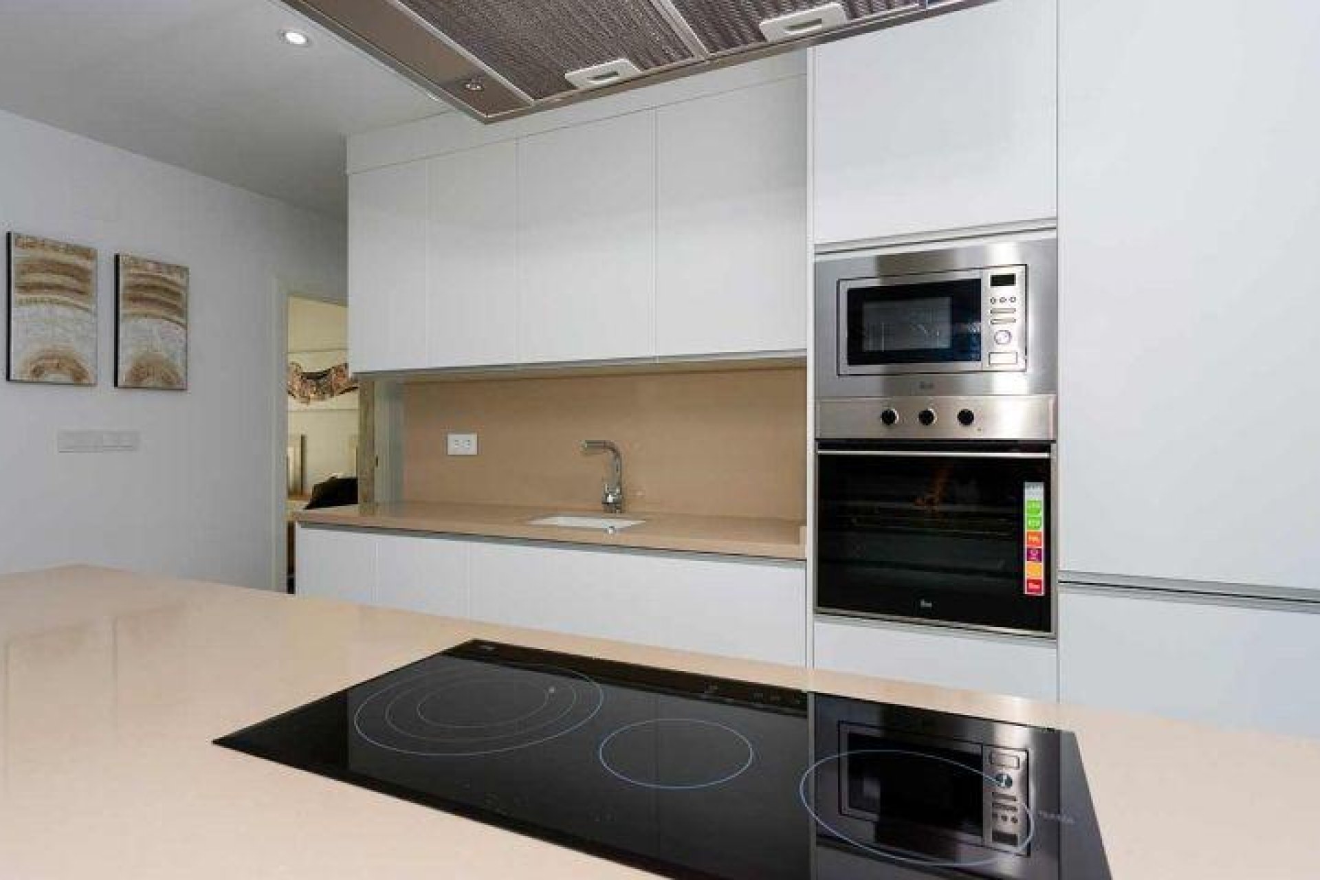 Obra nueva - Quad House -
Daya Nueva - Center