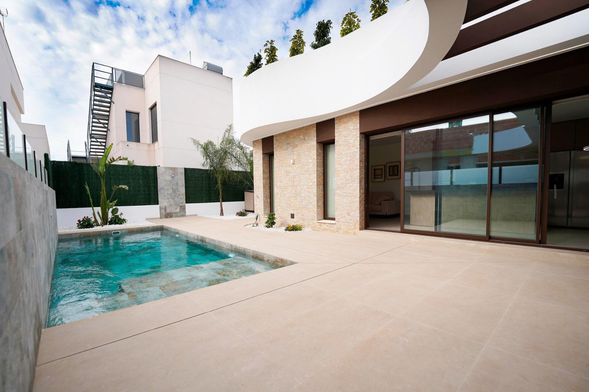 Obra nueva - Villa -
Almoradi - Las Heredades