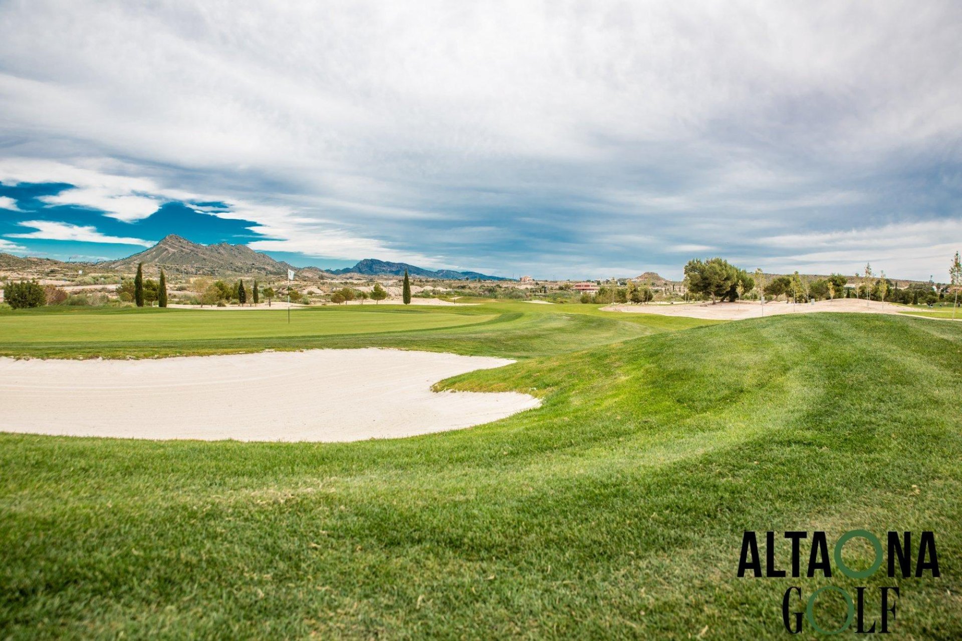 Obra nueva - Villa -
Banos y Mendigo - Altaona Golf And Country Village