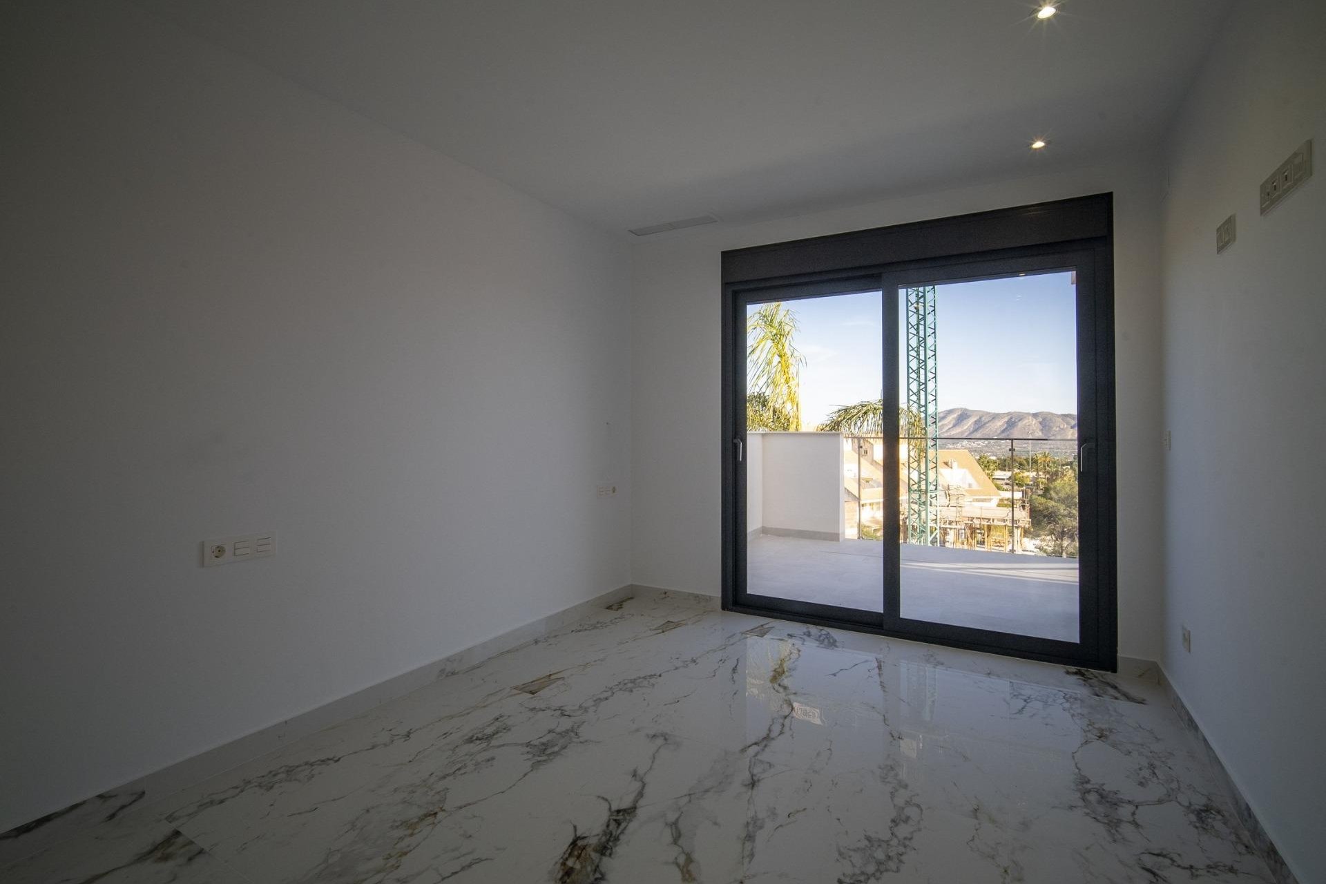 Obra nueva - Villa -
La Nucía - Urb. Don Mar