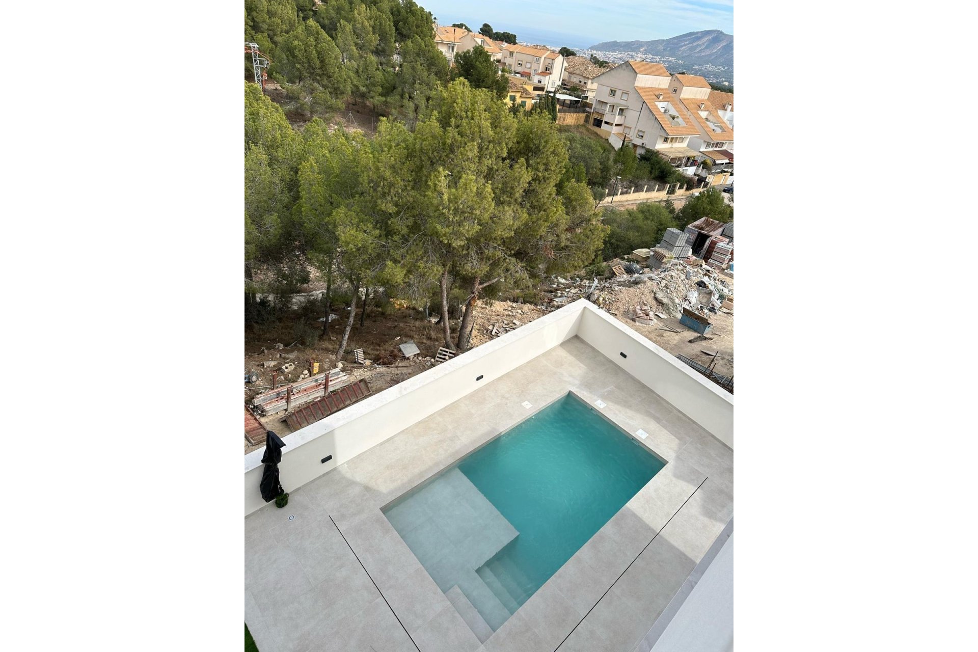 Obra nueva - Villa -
La Nucía - Urb. Don Mar