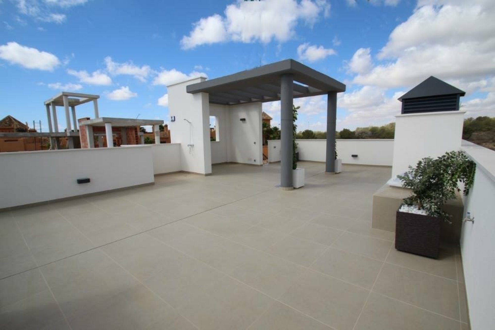 Obra nueva - Villa -
Orihuela Costa - Campoamor