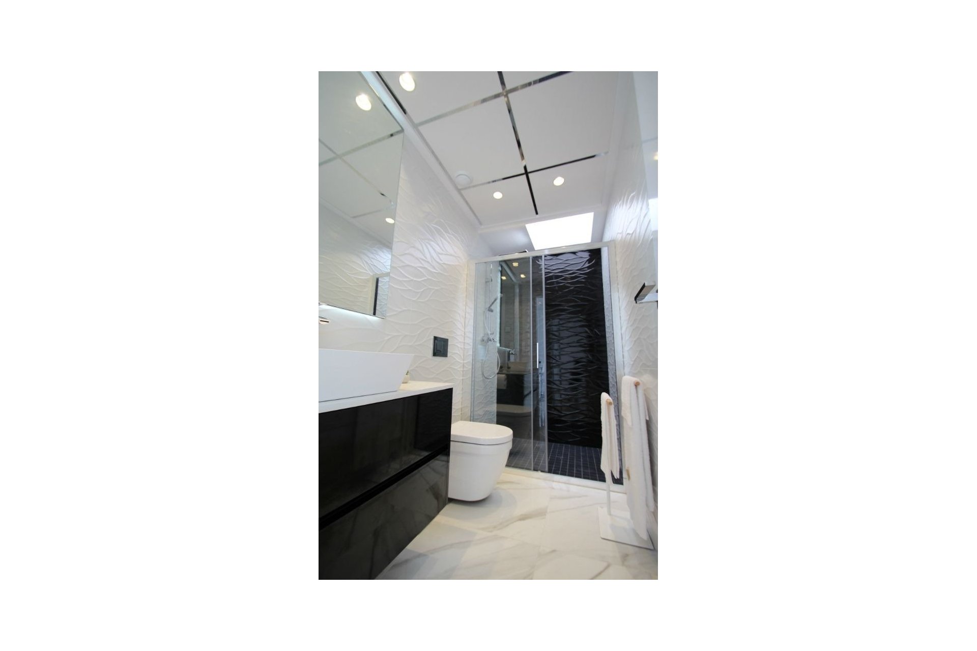 Obra nueva - Villa -
San Miguel - Cerro Del Sol