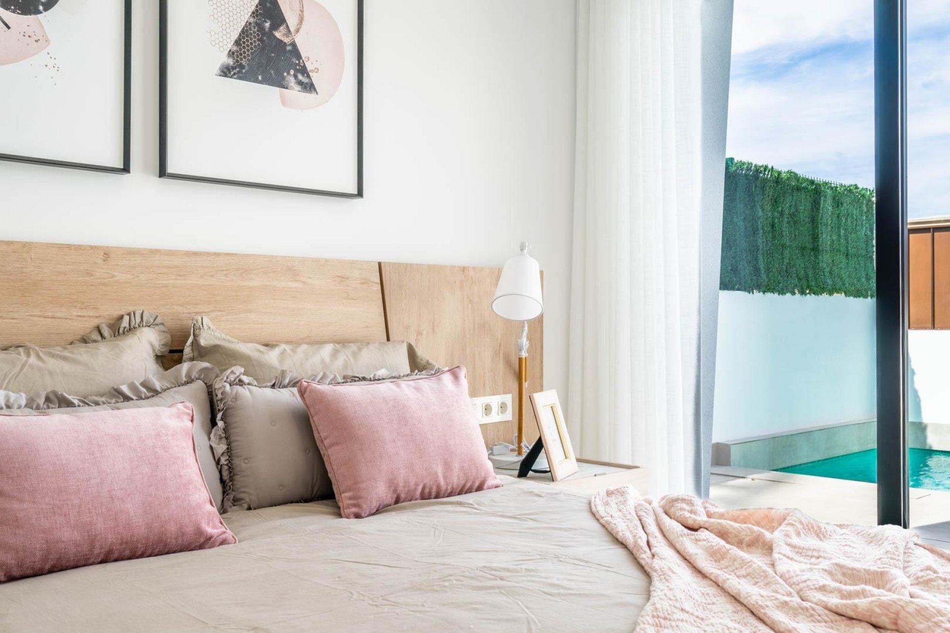 Obra nueva - Villa -
Torre - Pacheco - Roldán