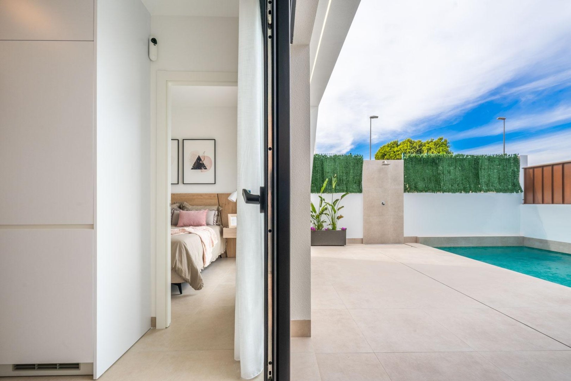 Obra nueva - Villa -
Torre - Pacheco - Roldán