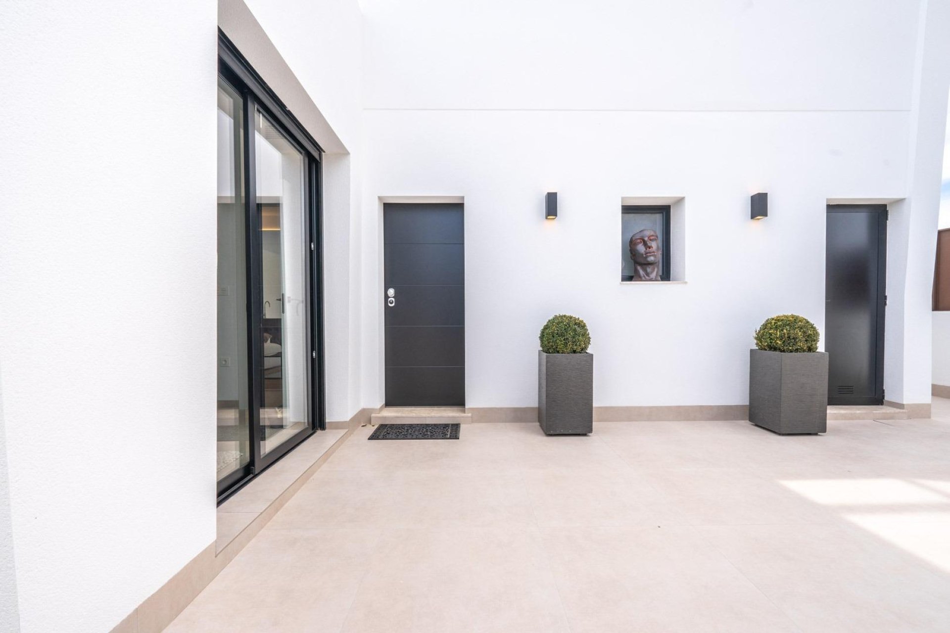 Obra nueva - Villa -
Torre - Pacheco - Roldán