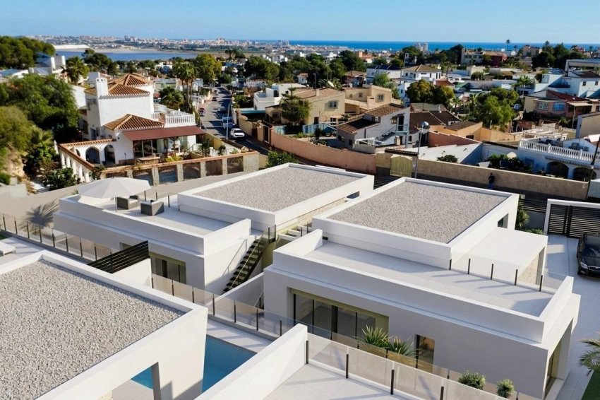 Obra nueva - Villa -
Torrevieja - Los Balcones
