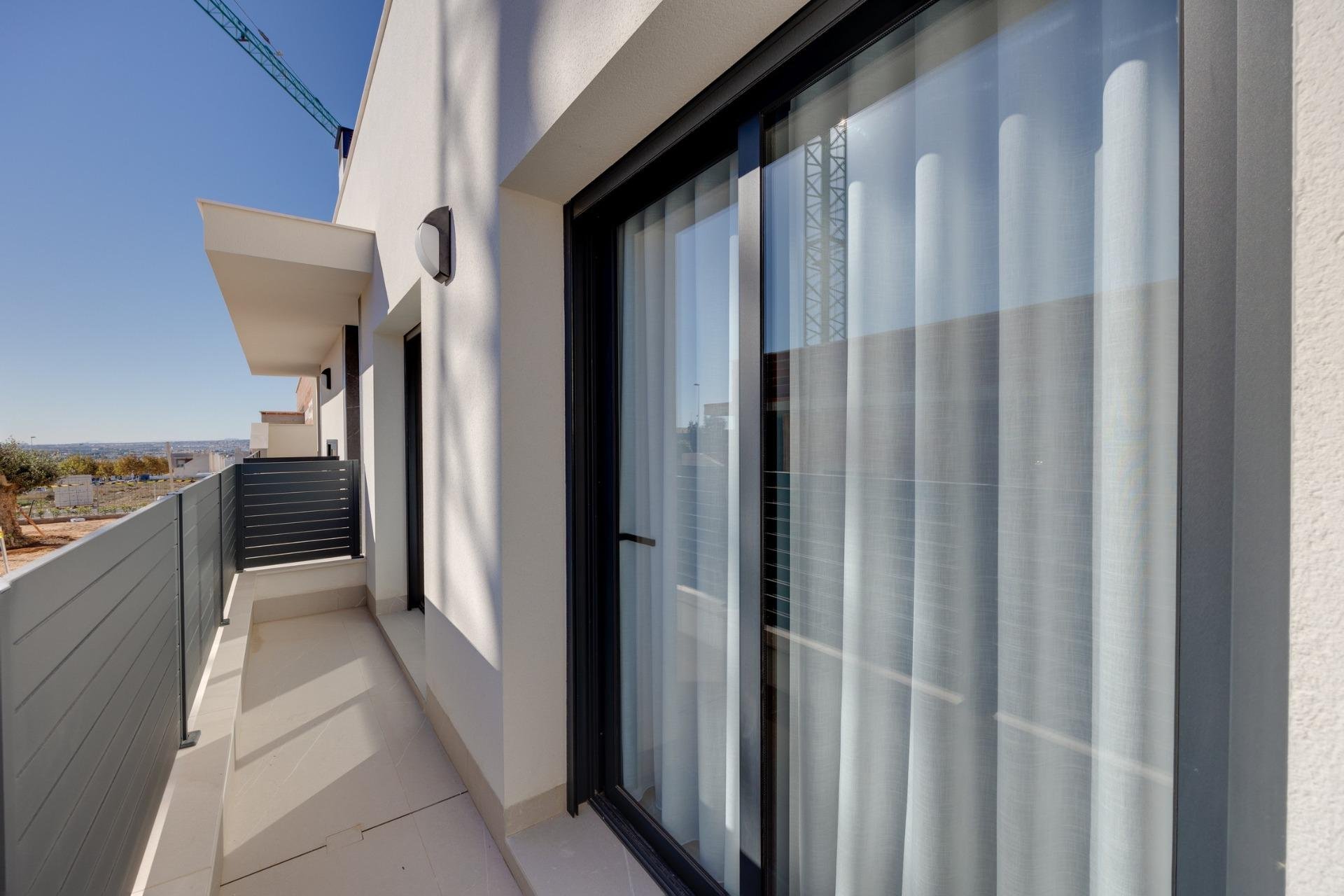 Obra nueva - Villa -
Torrevieja - Sector 25