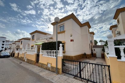 Quad House - Reventa - Villamartin - PAU 8
