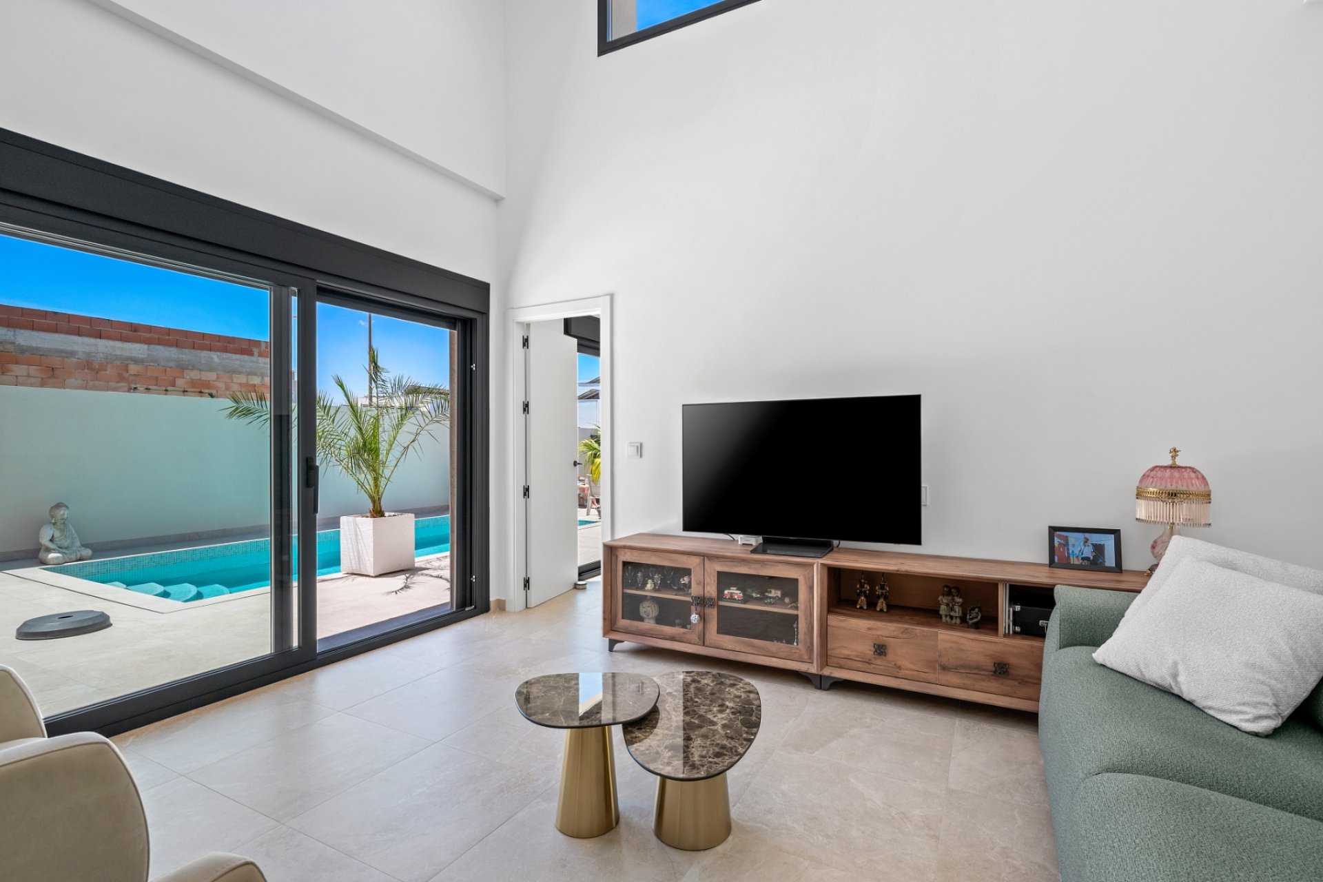 Resale - 6. Detached villa -
Daya Nueva - Costa Blanca South