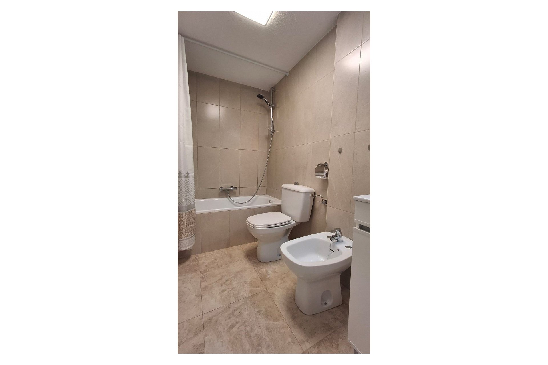 Resale - Apartament / Duplex -
La Mata - Playa