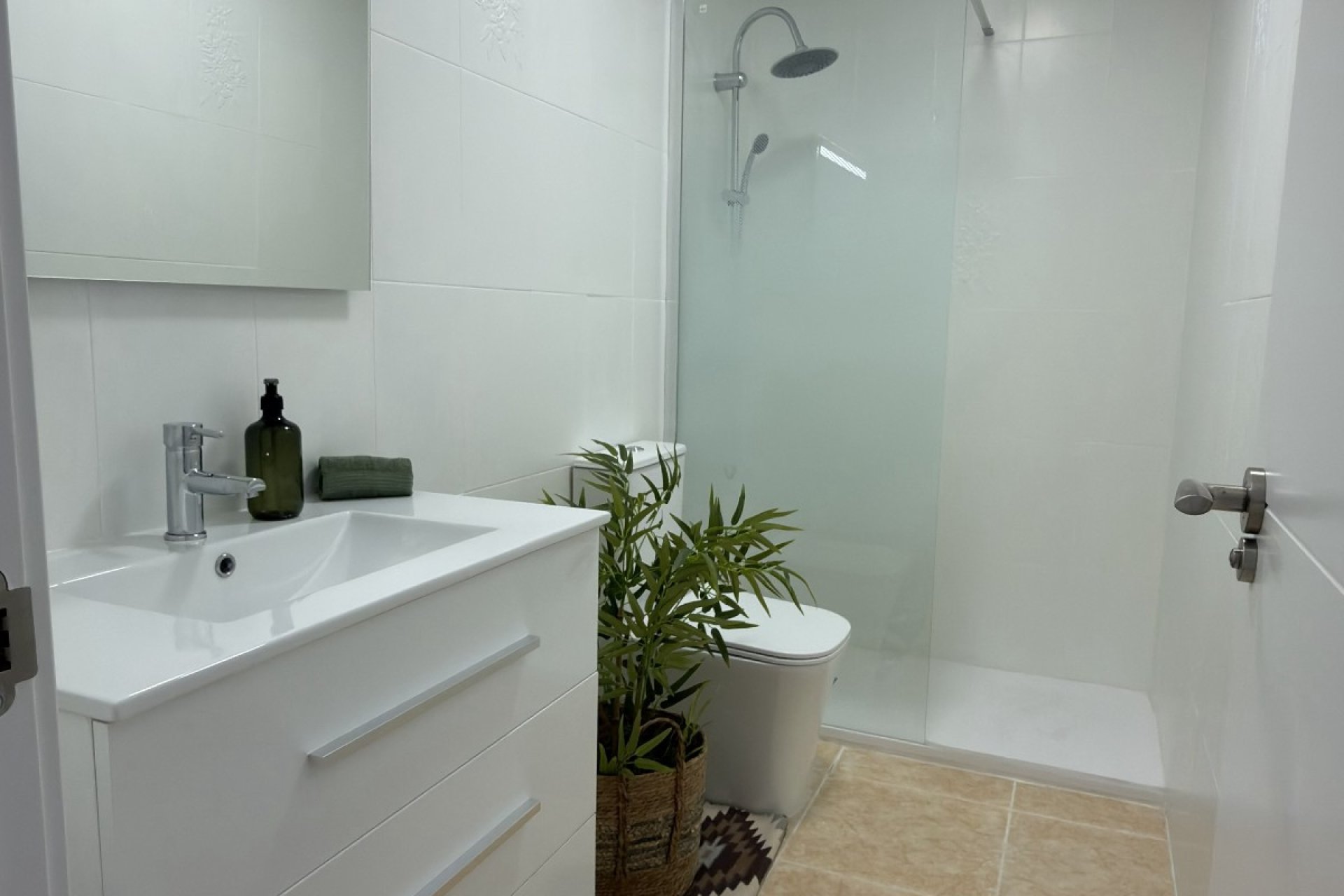 Resale - Apartament / Duplex -
Torrevieja - Curva del Palangre
