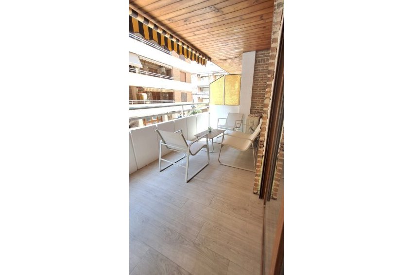 Resale - Apartament / Duplex -
Torrevieja - Playa Acequion