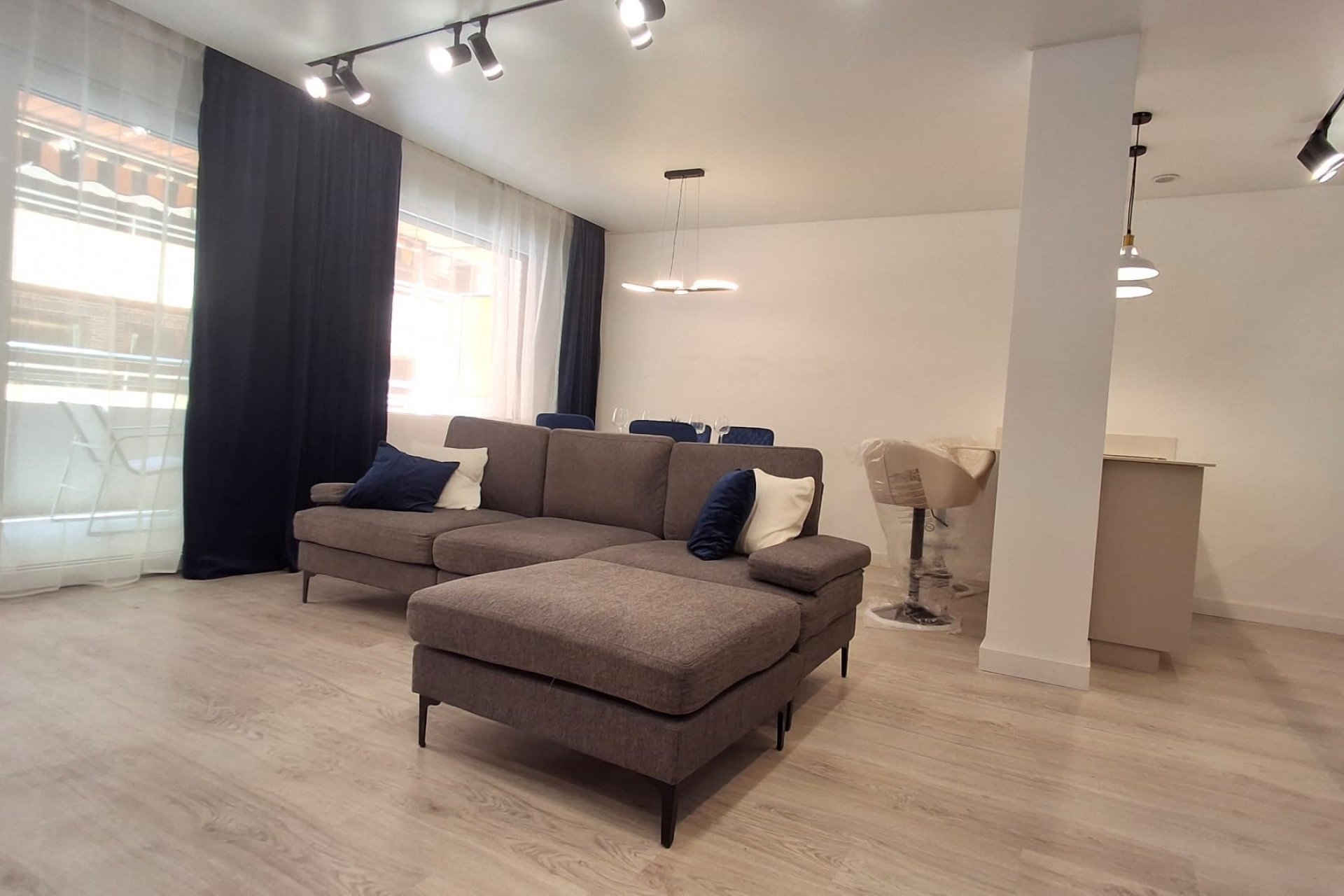 Resale - Apartament / Duplex -
Torrevieja - Playa Acequion