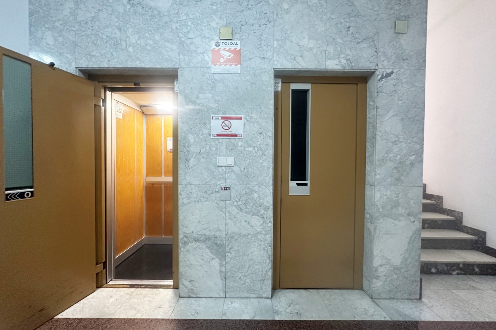 Resale - Apartament / Duplex -
Torrevieja