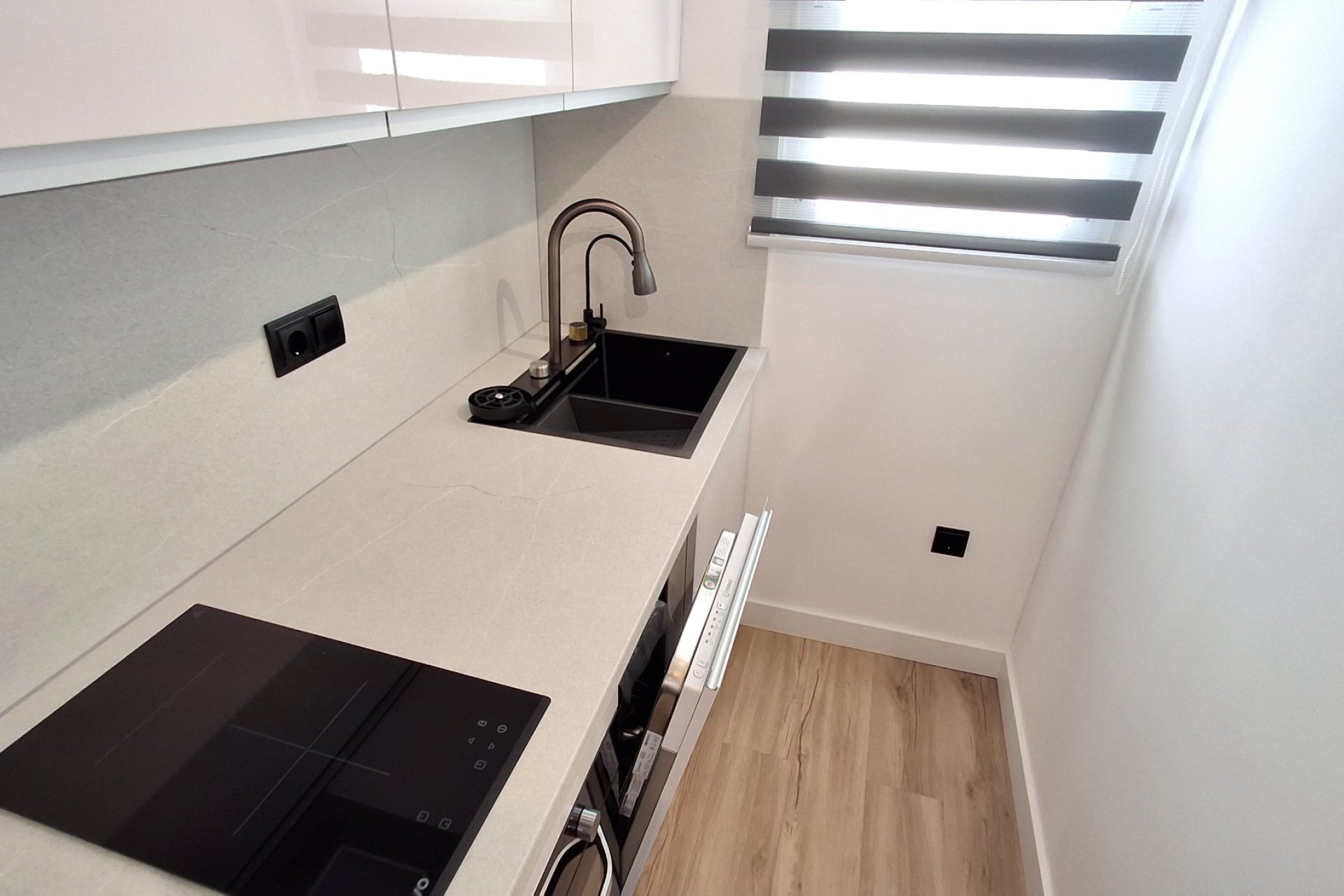 Resale - Apartament / Duplex -
Torrevieja