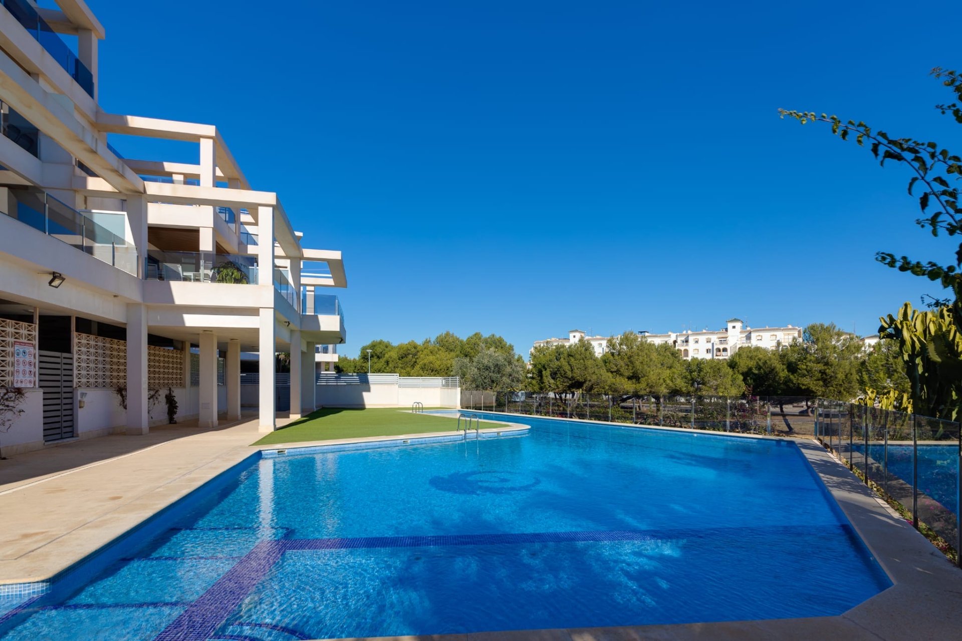 Resale - Apartamento -
Orihuela Costa - La Zenia