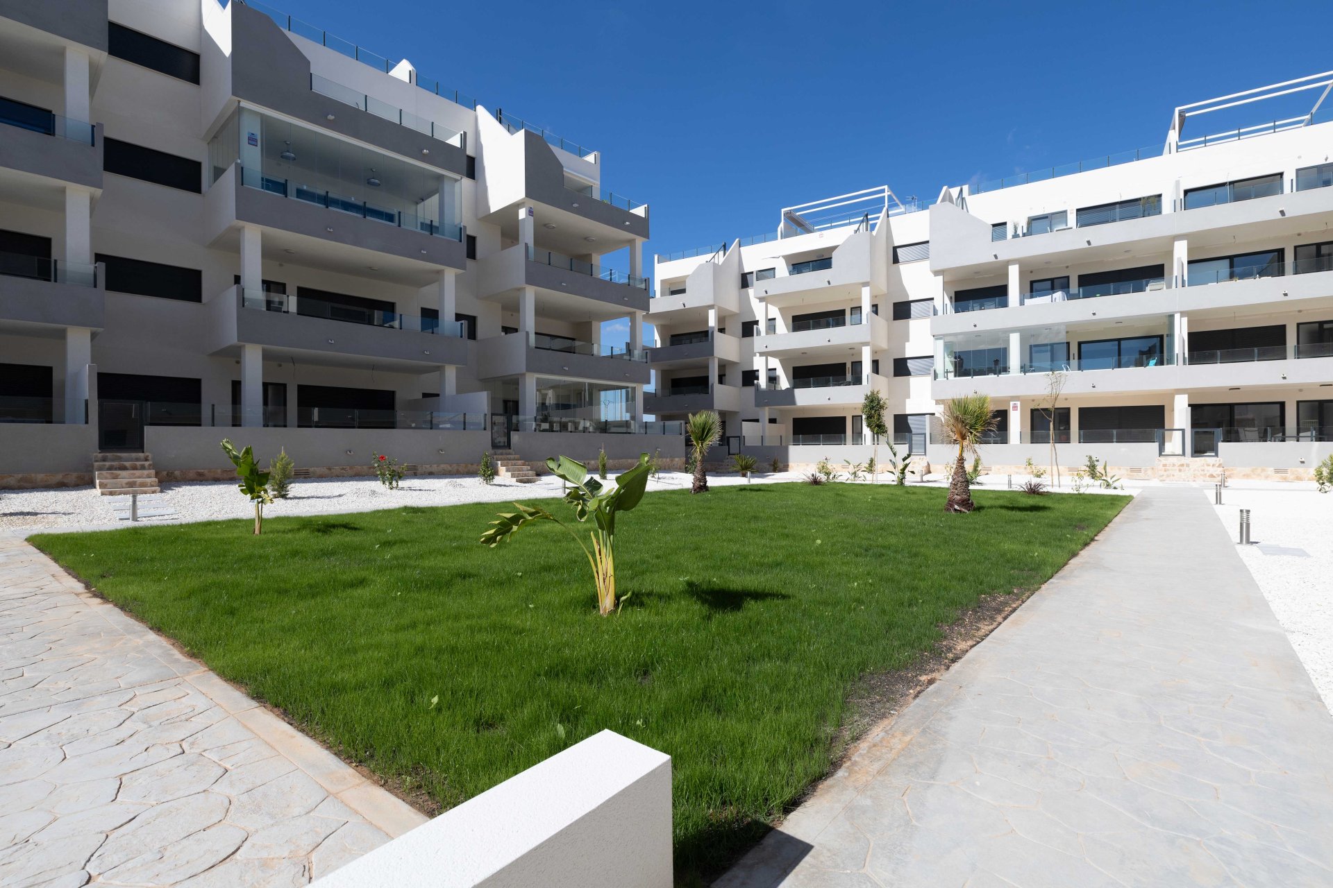 Resale - Apartamento -
Orihuela Costa - Villamartín