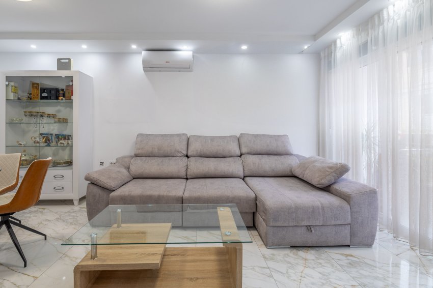 Resale - Apartamento -
Torrevieja - Center