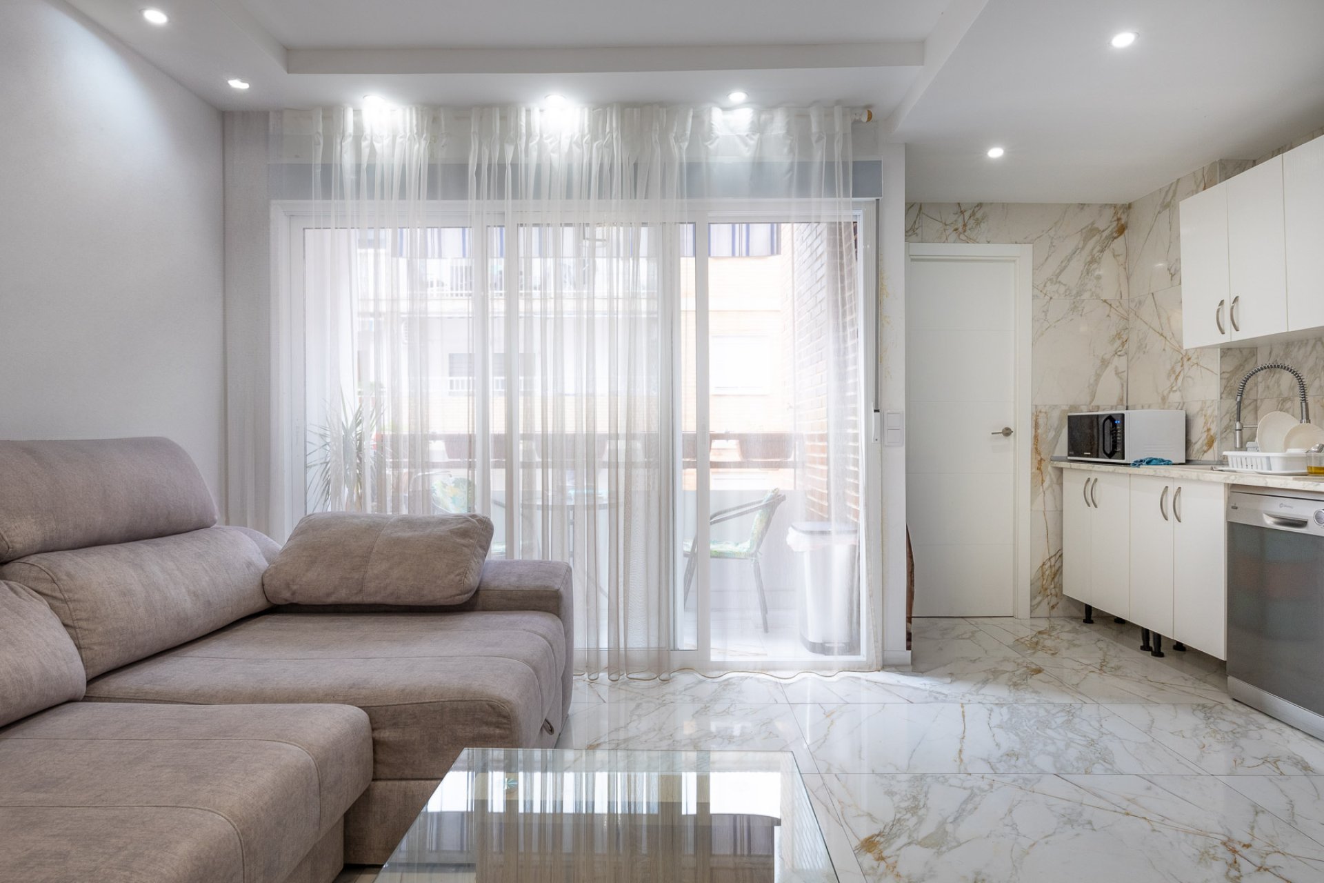 Resale - Apartamento -
Torrevieja - Center