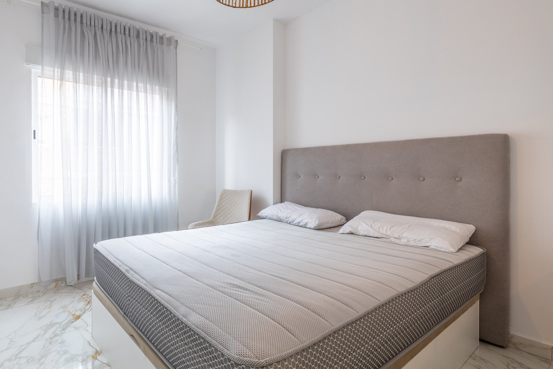 Resale - Apartamento -
Torrevieja - Center