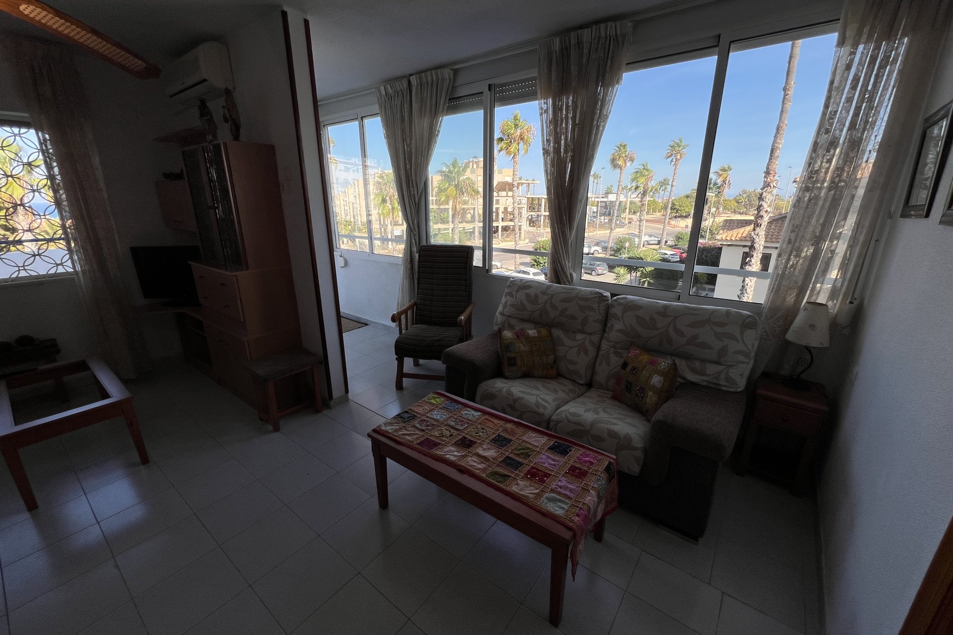 Resale - Apartamento -
Torrevieja