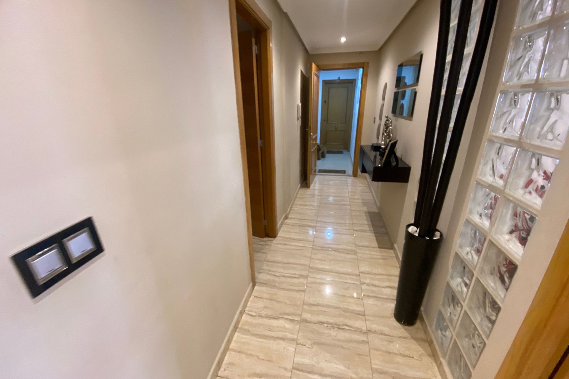 Resale - Apartamento -
Torrevieja