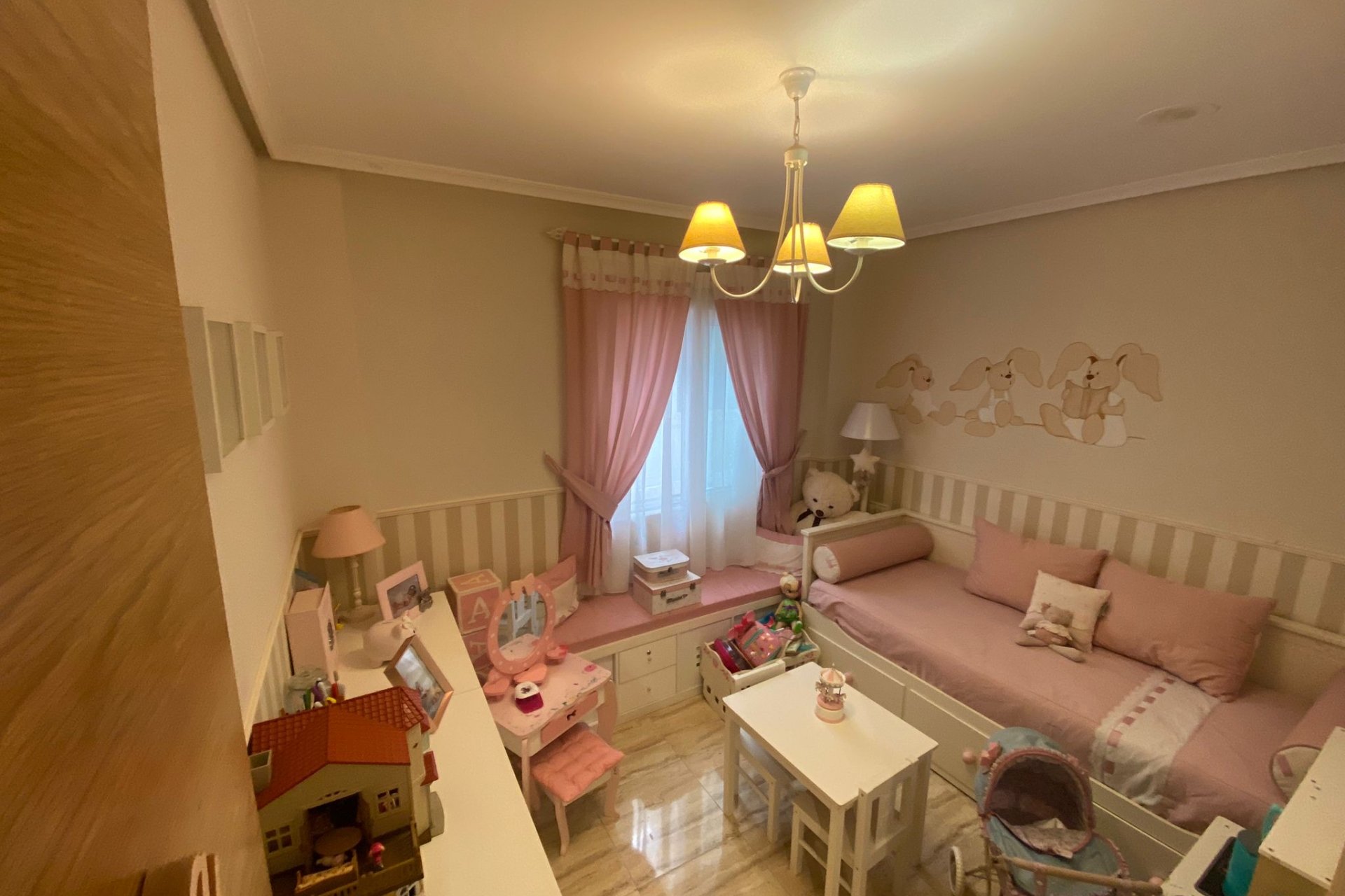 Resale - Apartamento -
Torrevieja