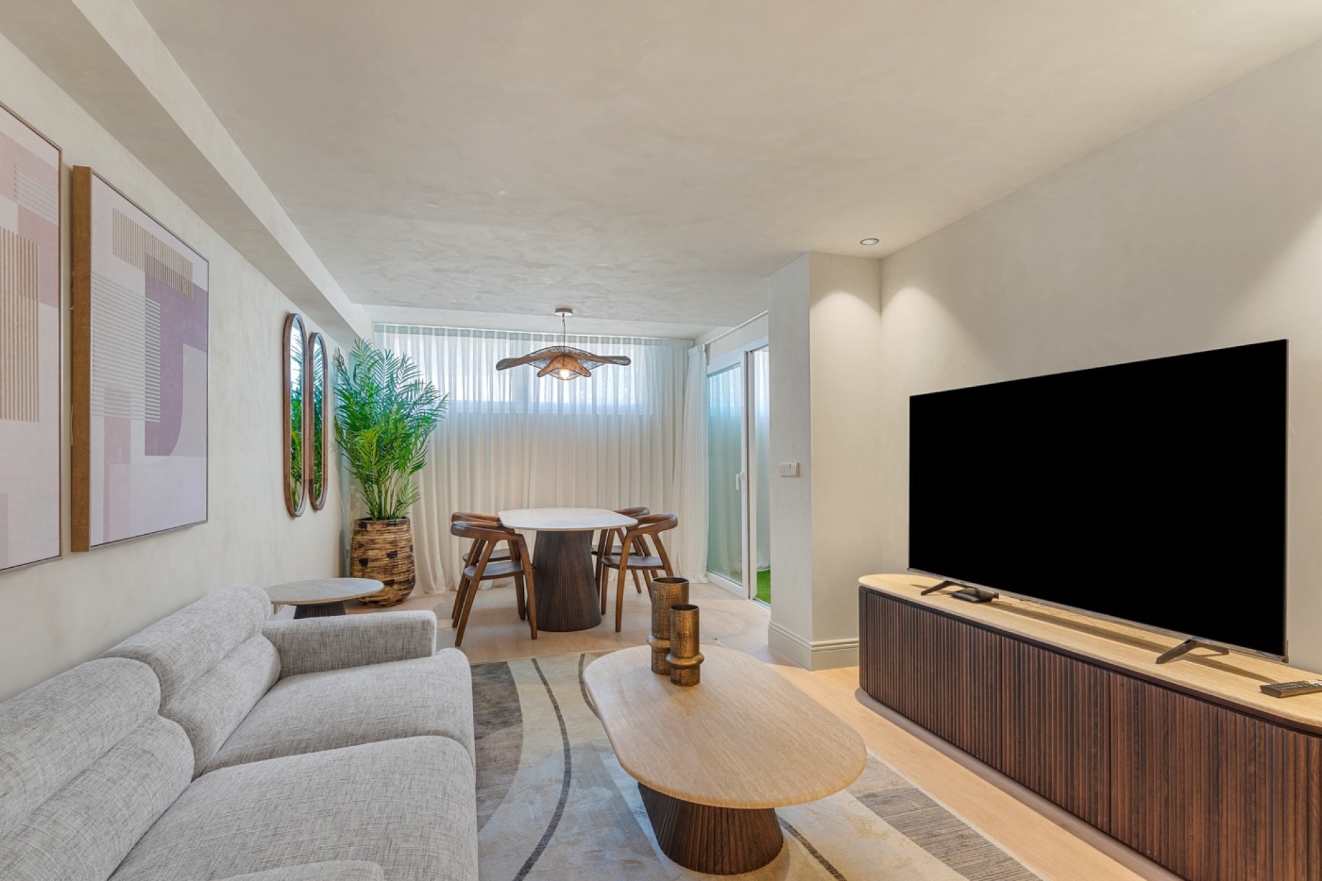 Resale - Apartment -
Alicante