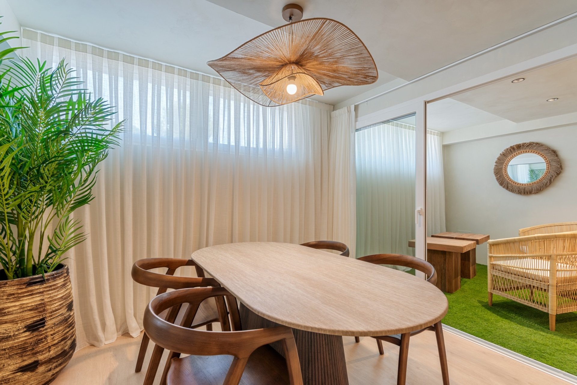 Resale - Apartment -
Alicante