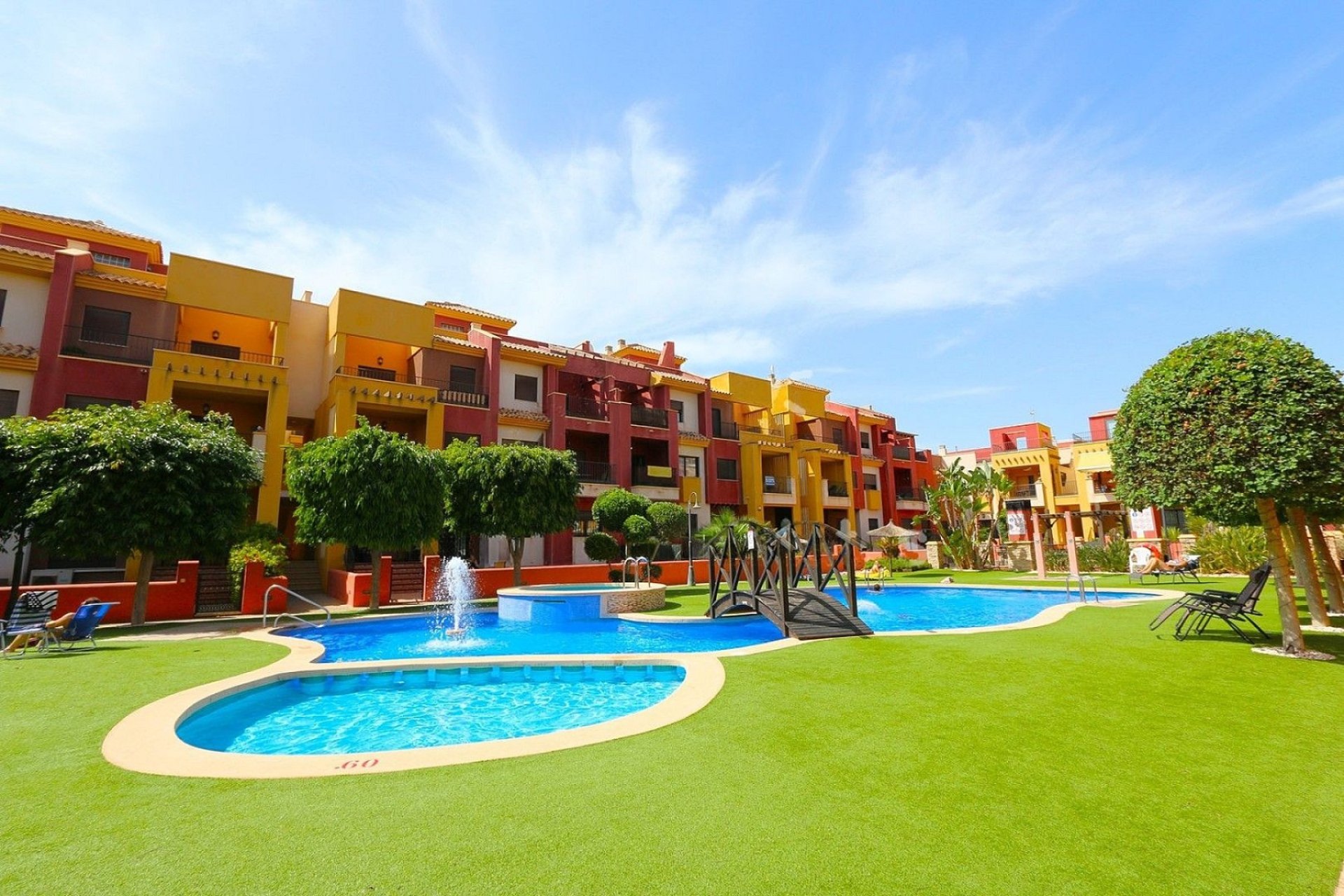 Resale - Apartment -
Cabo Roig