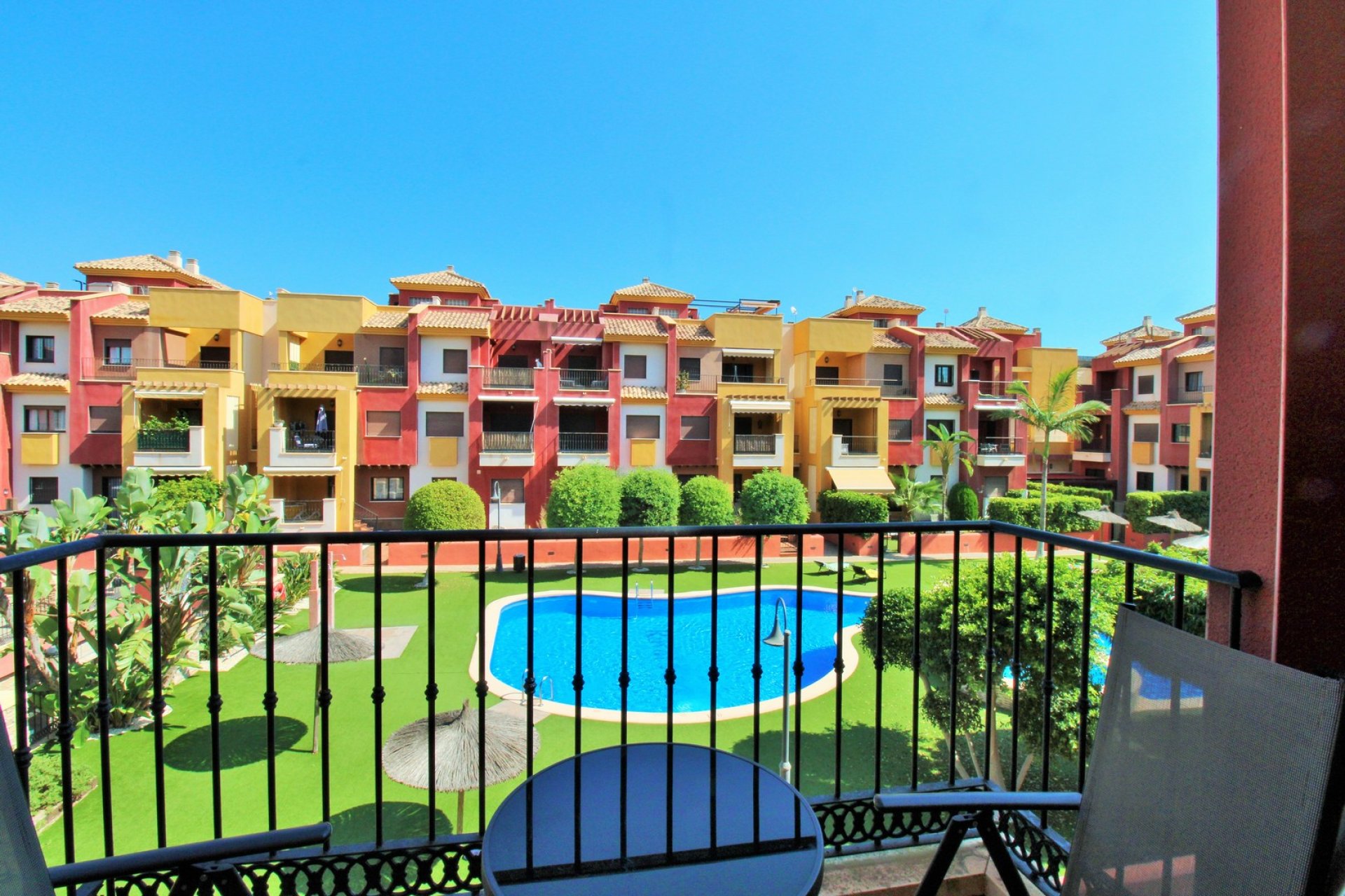 Resale - Apartment -
Cabo Roig