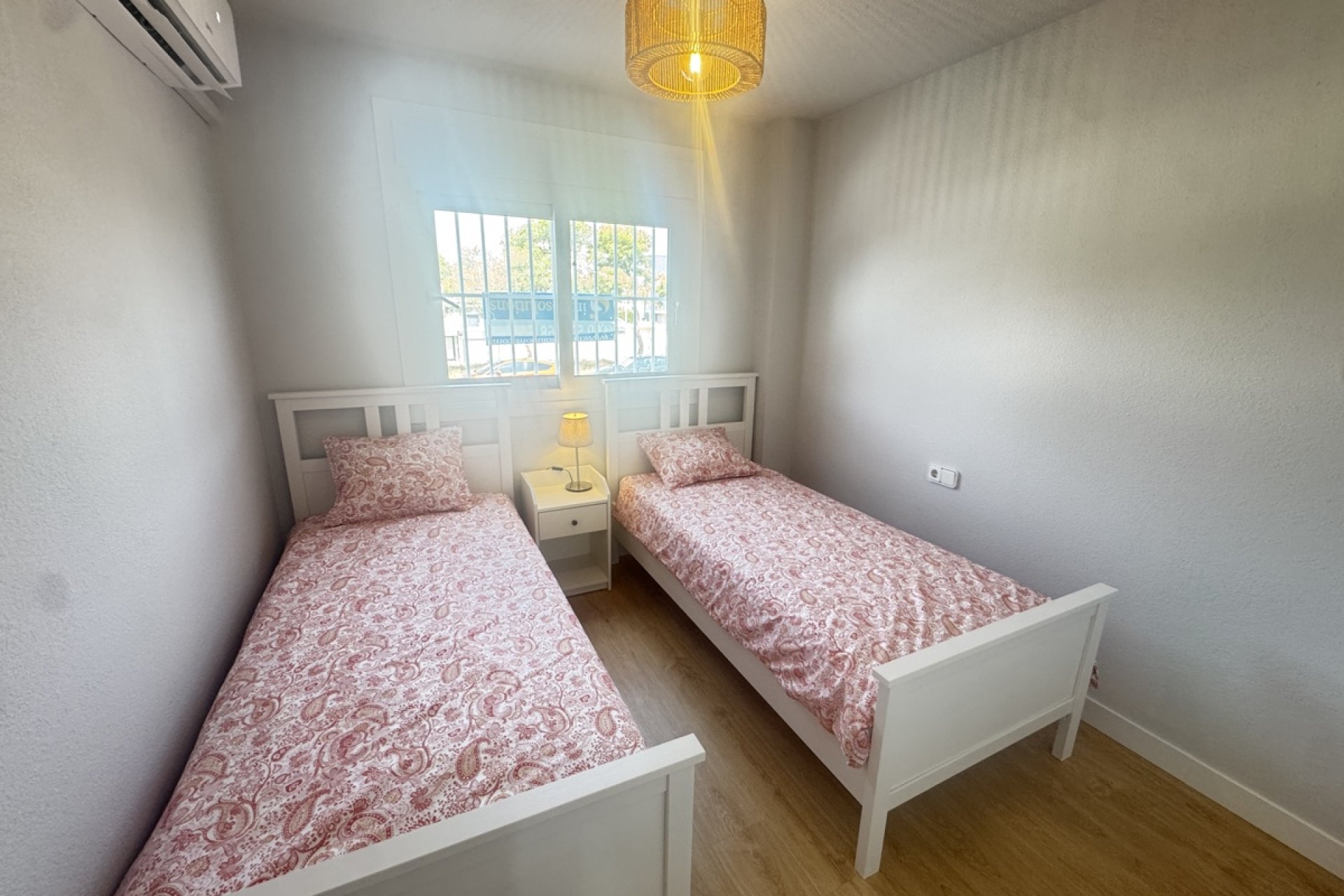 Resale - Apartment -
Campoamor Golf - Campoamor