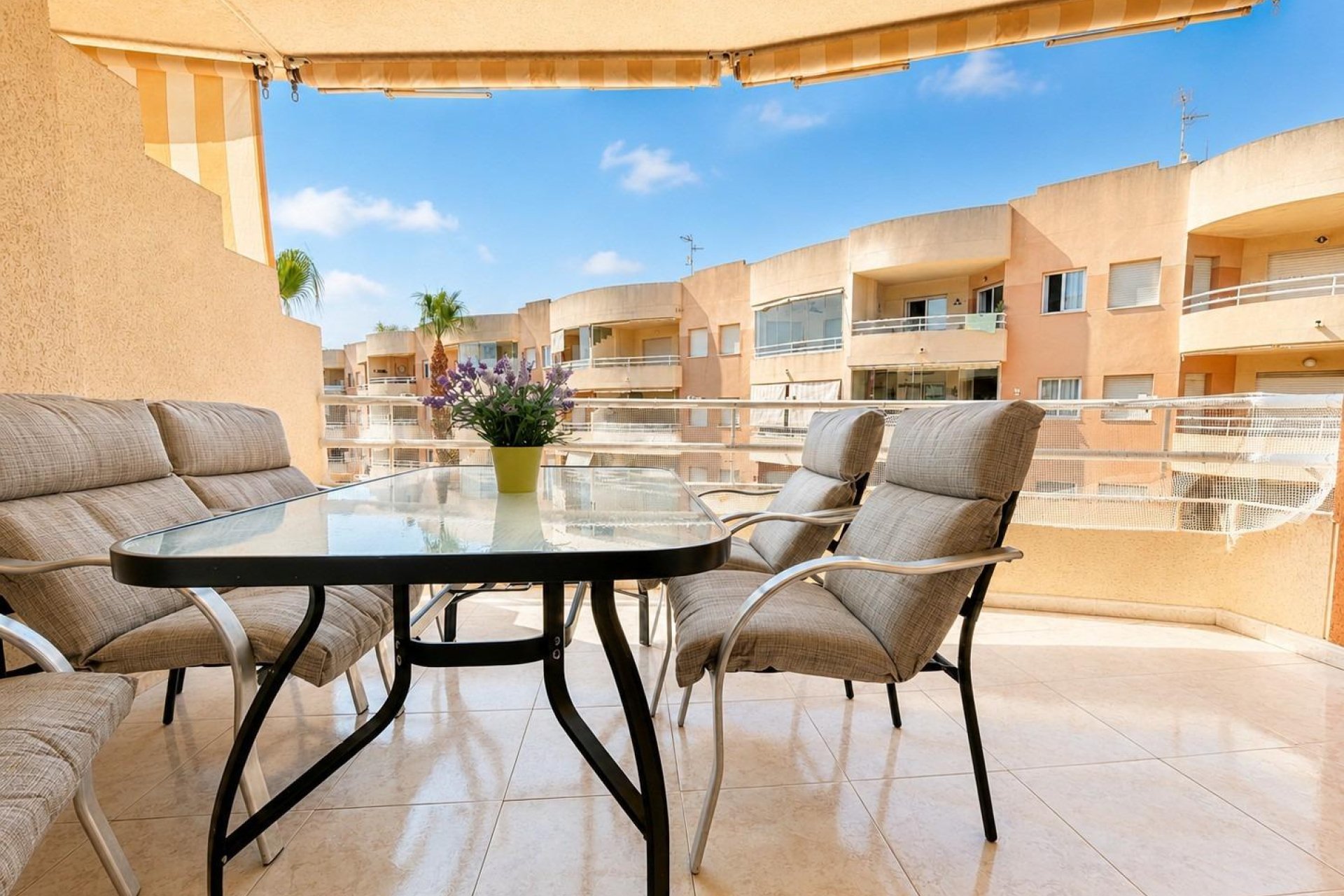 Resale - Apartment -
Dehesa de campoamor - Campoamor