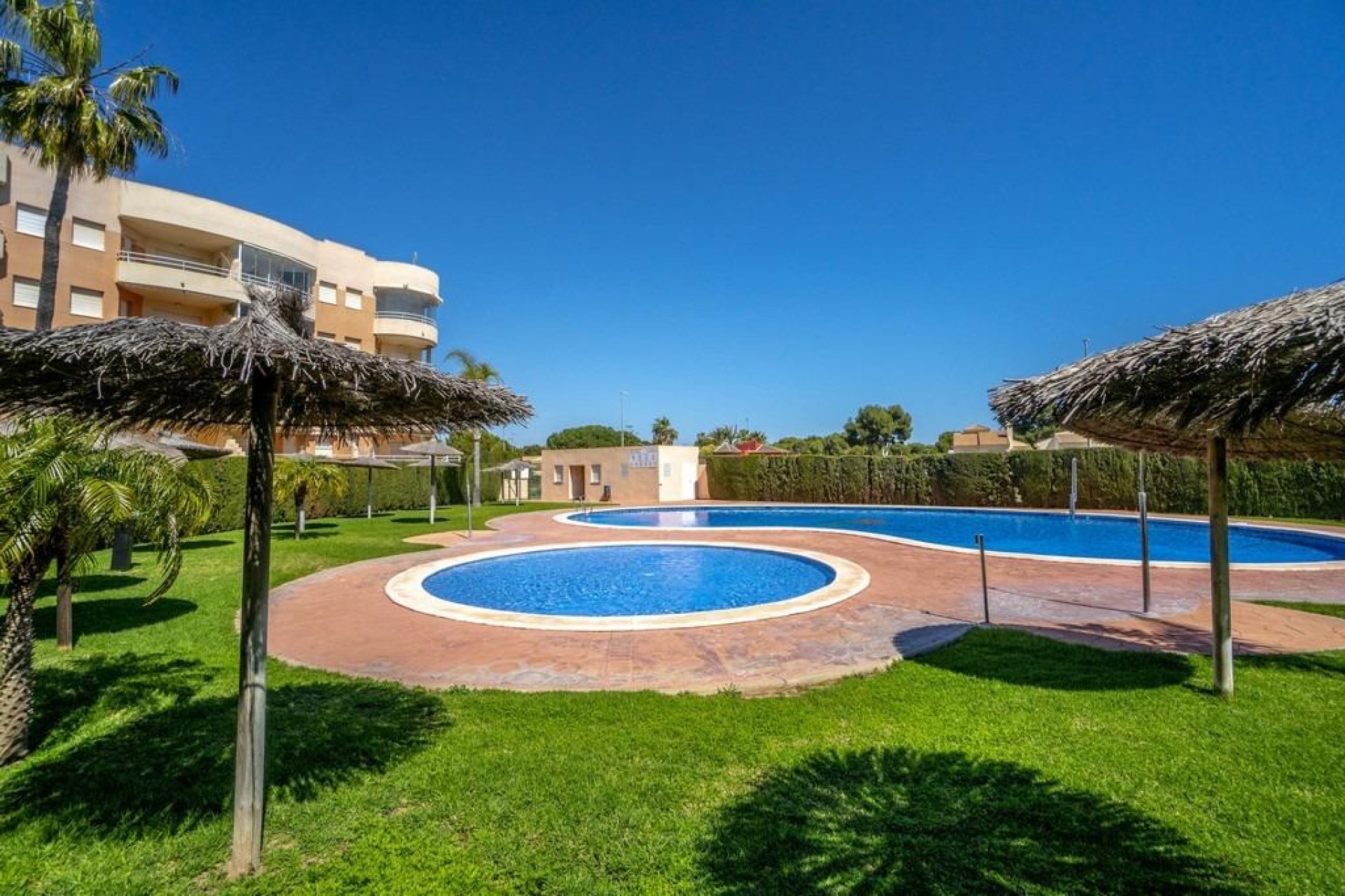 Resale - Apartment -
Dehesa de campoamor - Campoamor