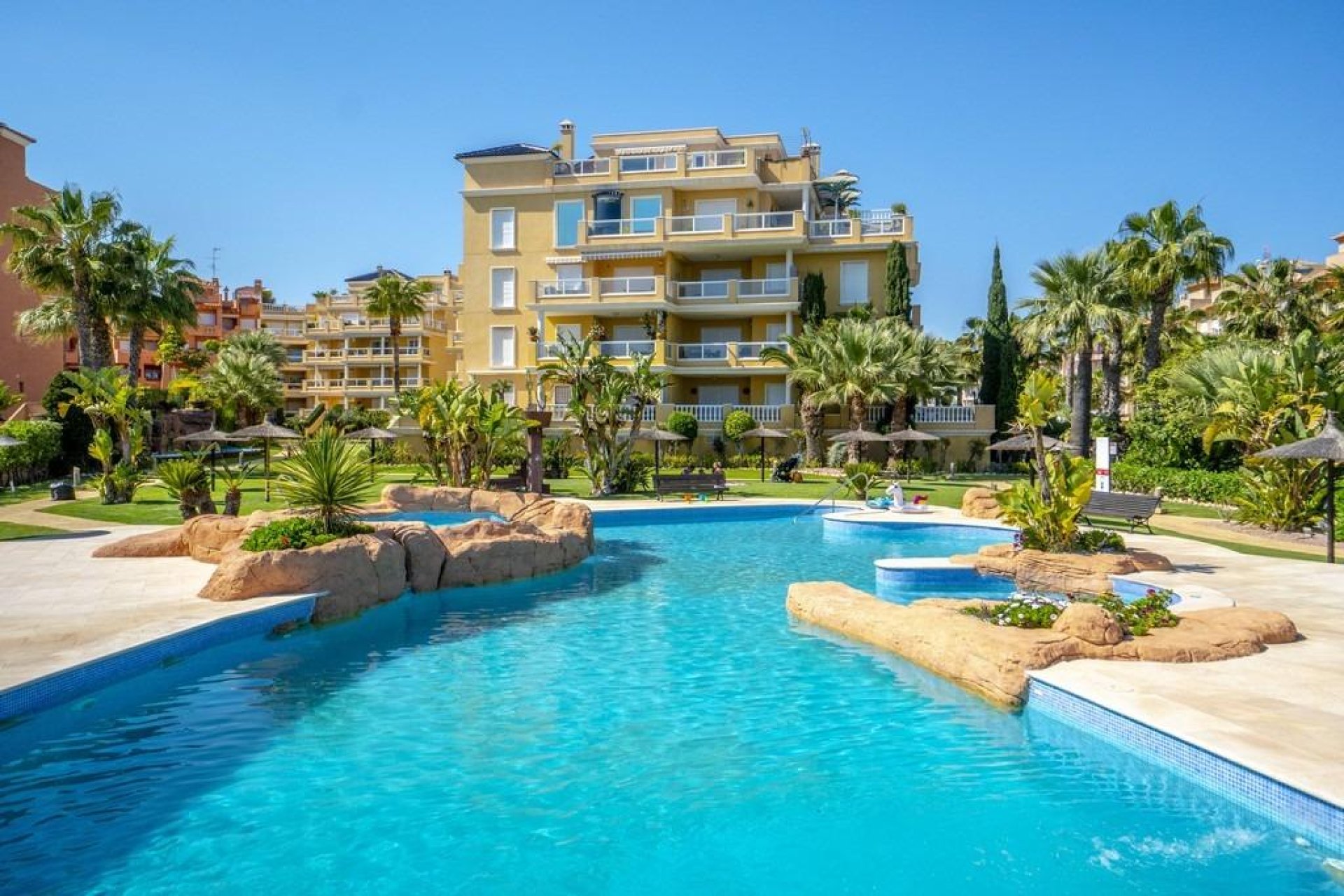 Resale - Apartment -
Dehesa de campoamor - Campoamor