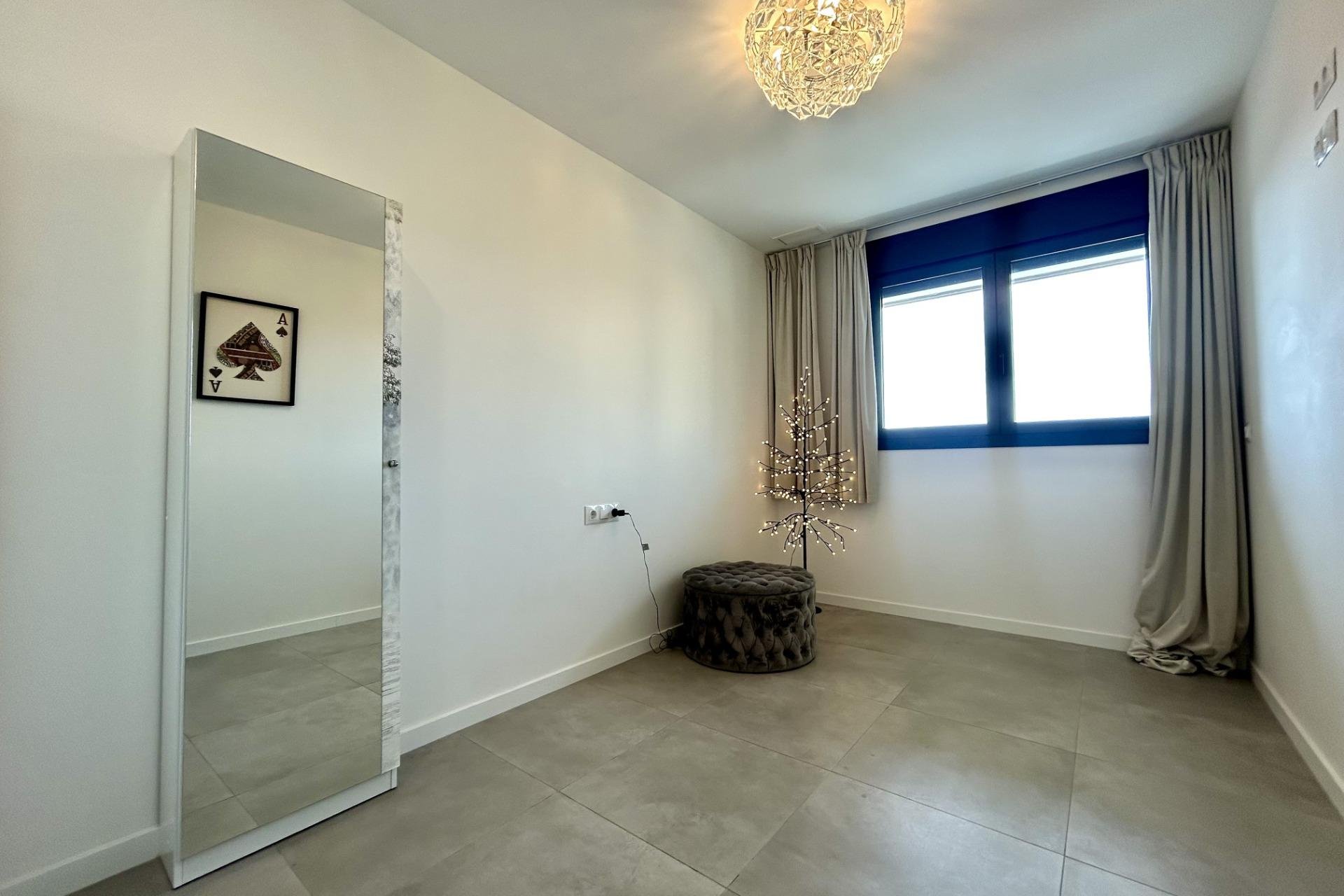 Resale - Apartment -
Dehesa de campoamor - Campoamor