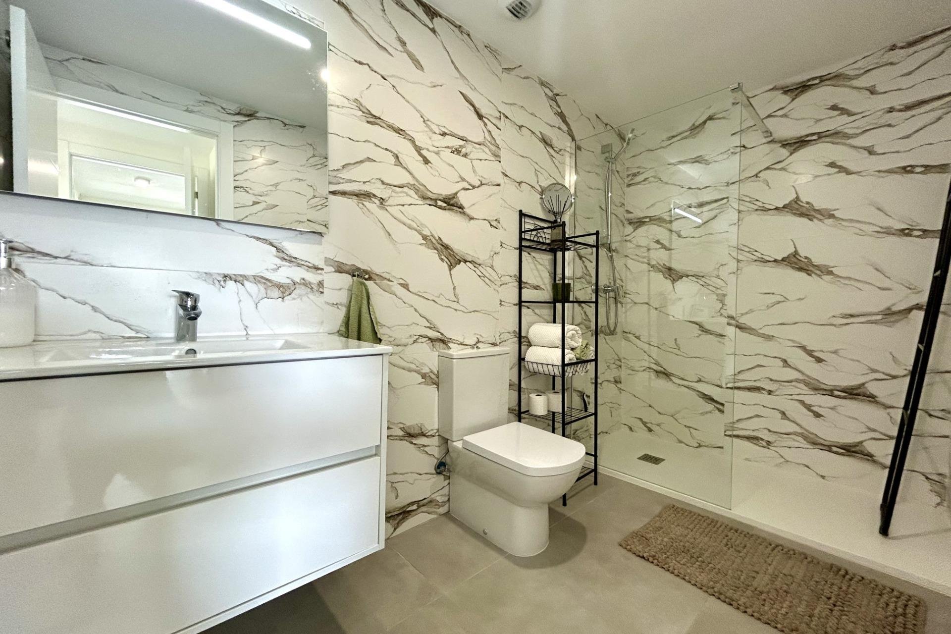 Resale - Apartment -
Dehesa de campoamor - Campoamor