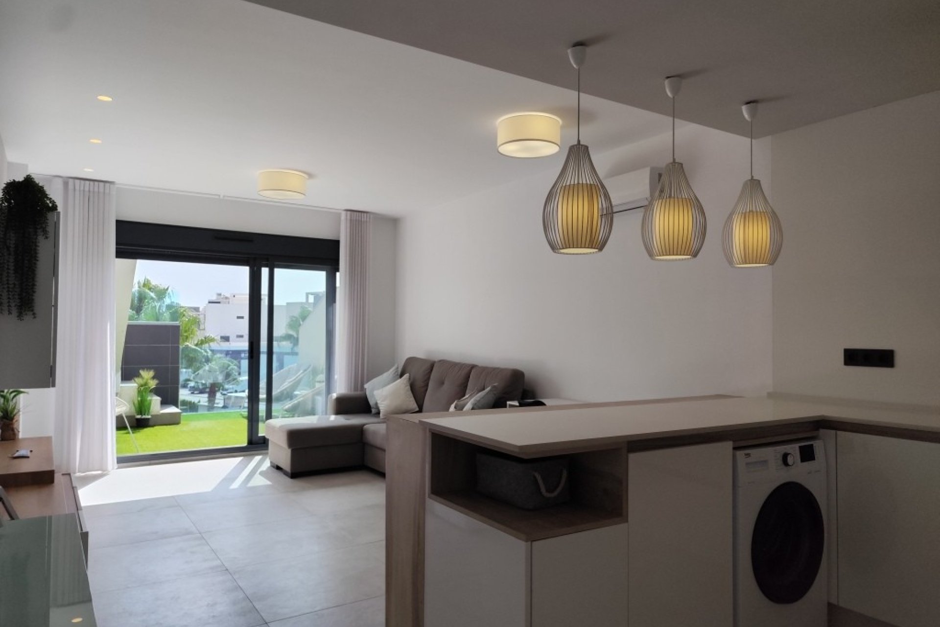 Resale - Apartment -
El Raso
